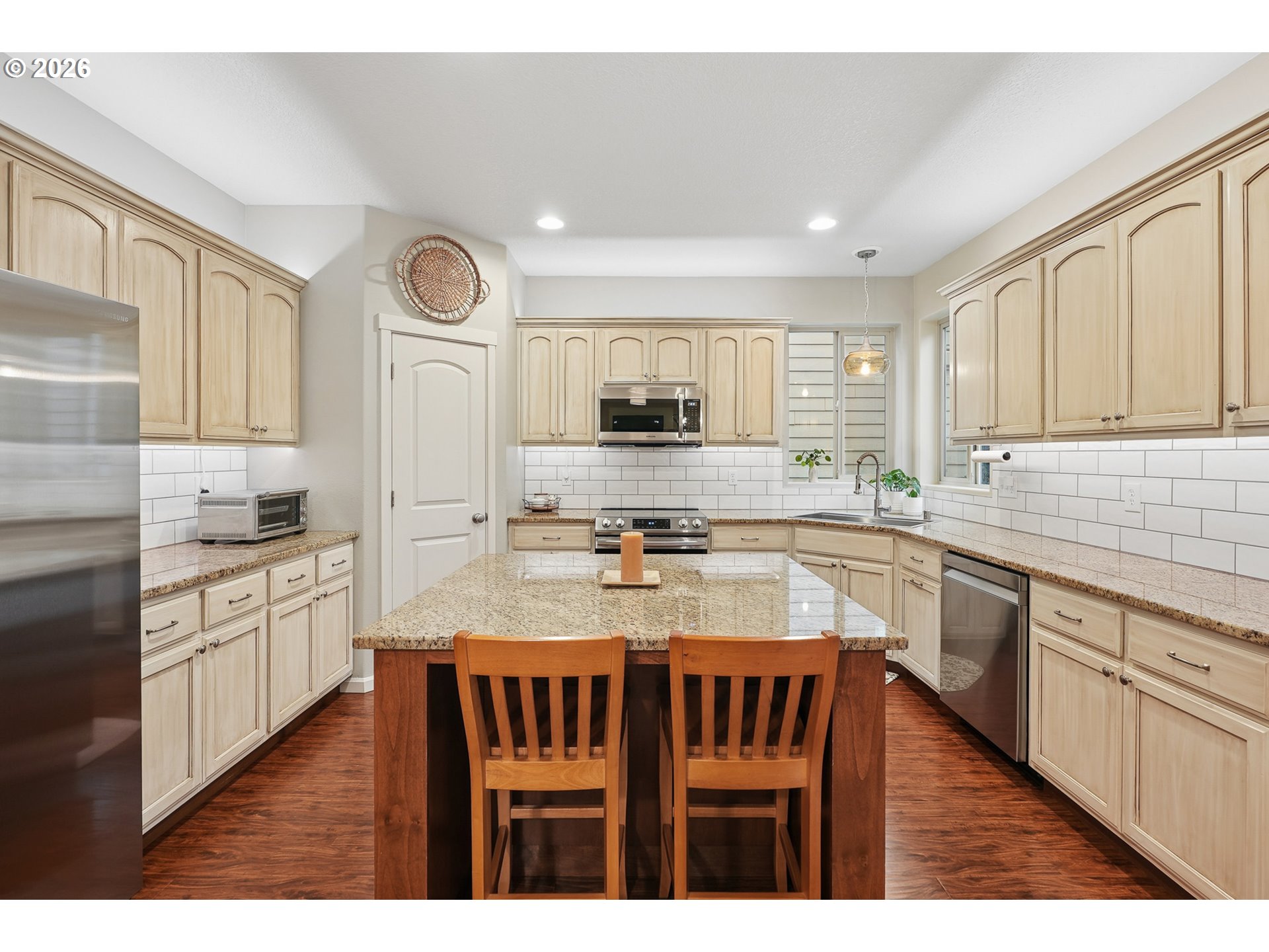 property viewer photo 16