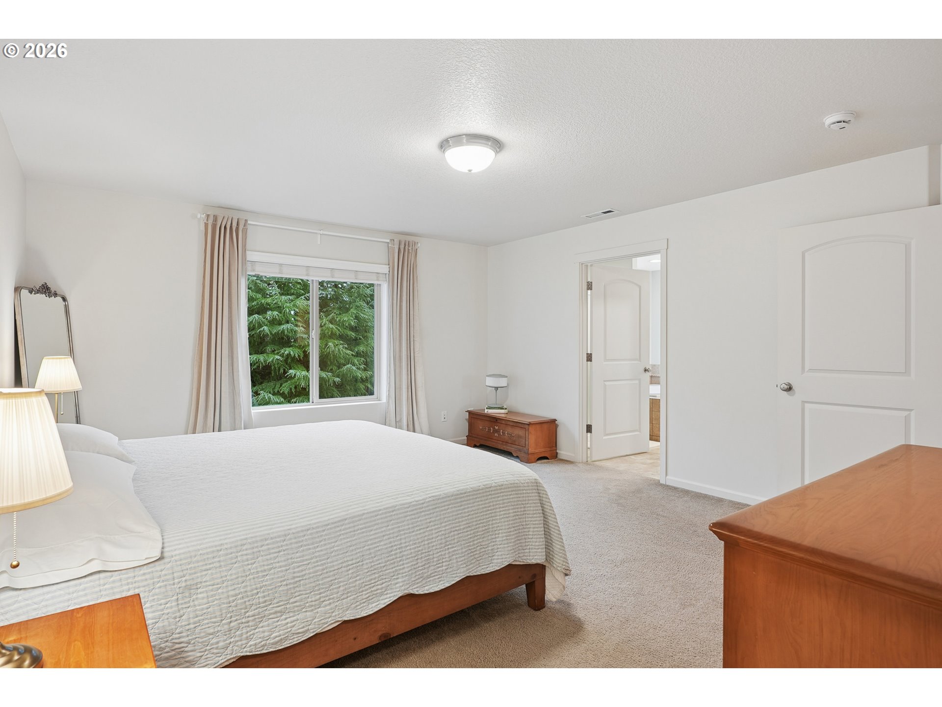 property viewer photo 22