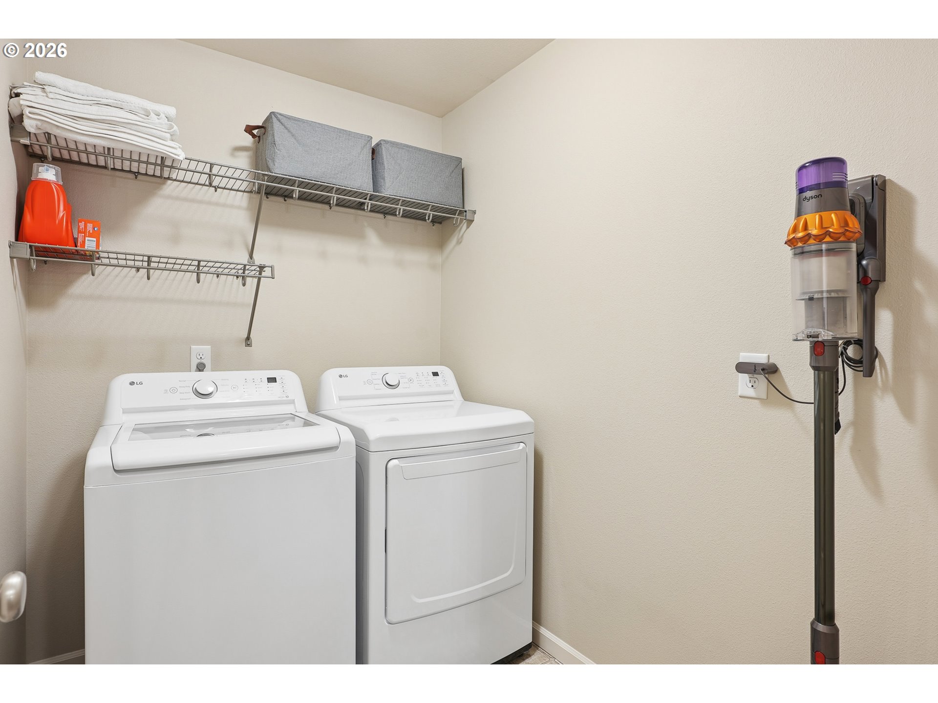 property viewer photo 32