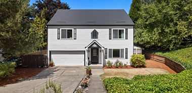 image of property with 4 Bed | 3 Bath | 2,408 Sqft