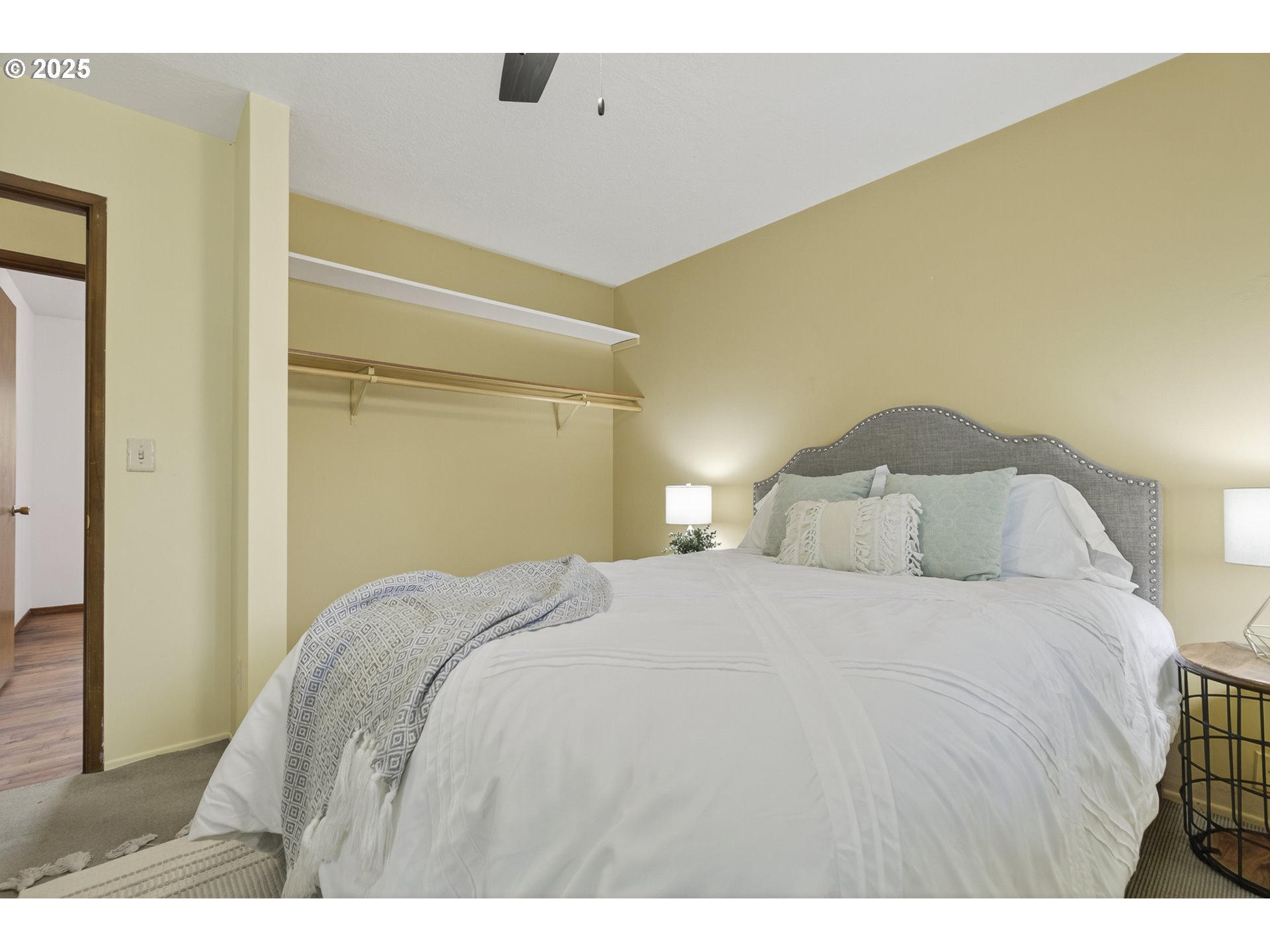 property viewer photo 14
