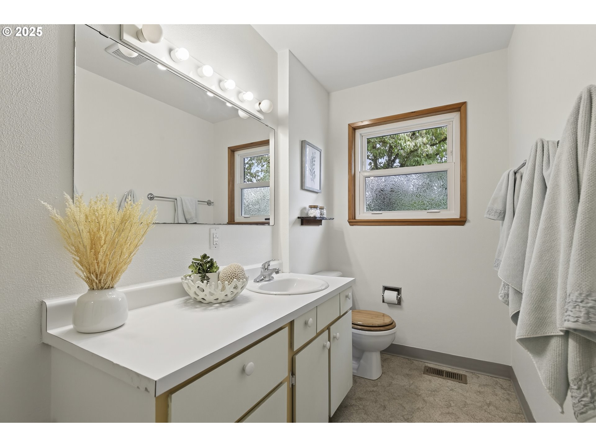 property viewer photo 21