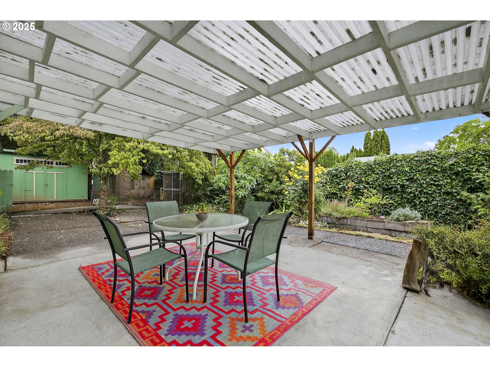 property viewer photo 22