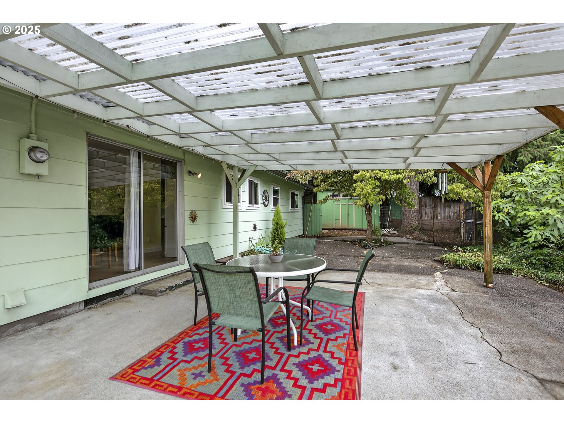 property viewer photo 23