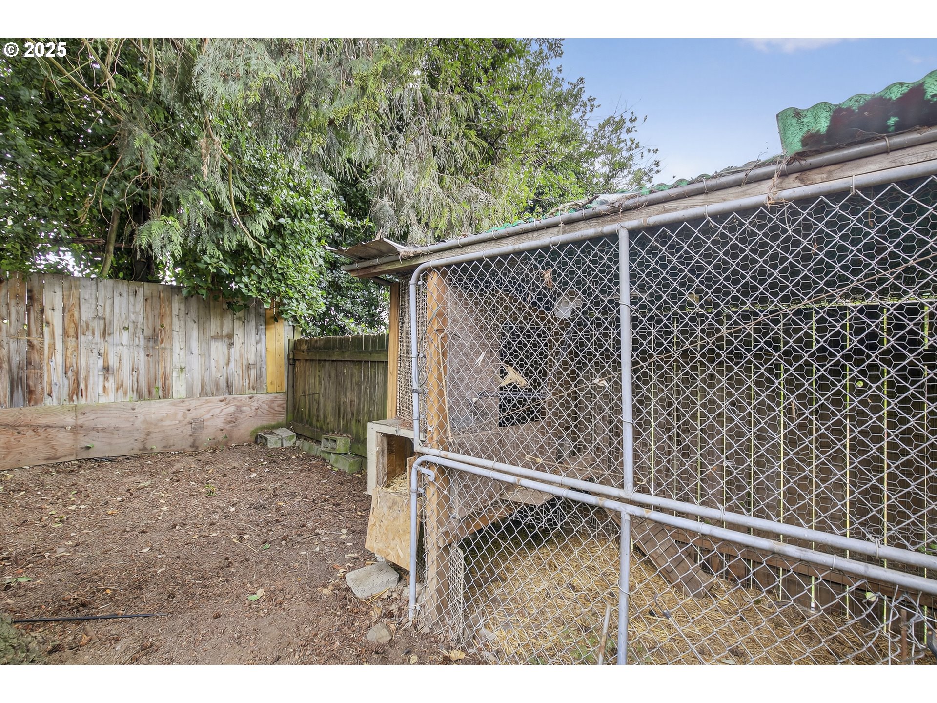 property viewer photo 33