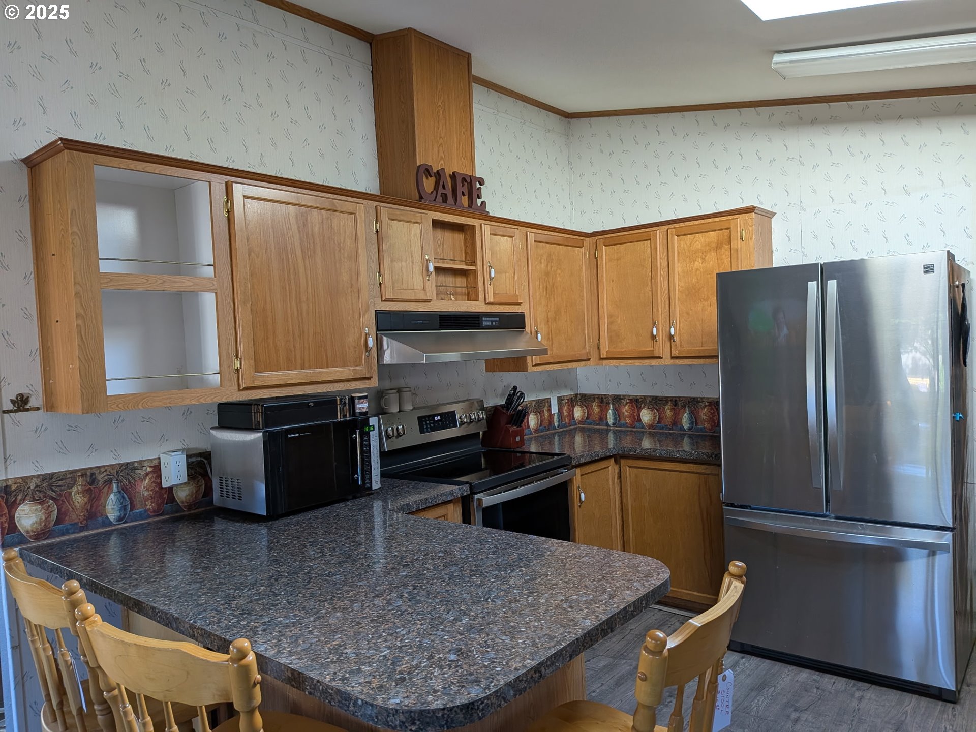 main property photo 16