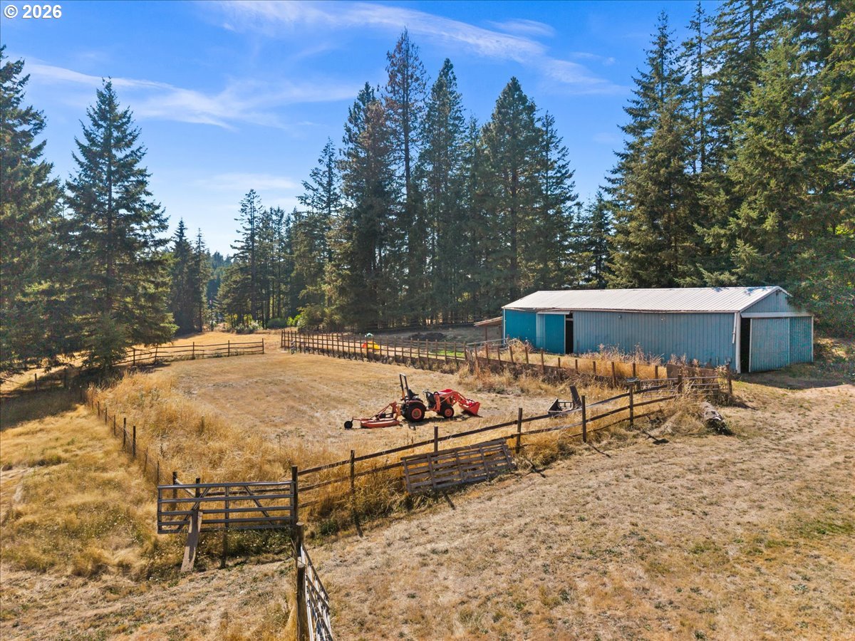 main property photo 35
