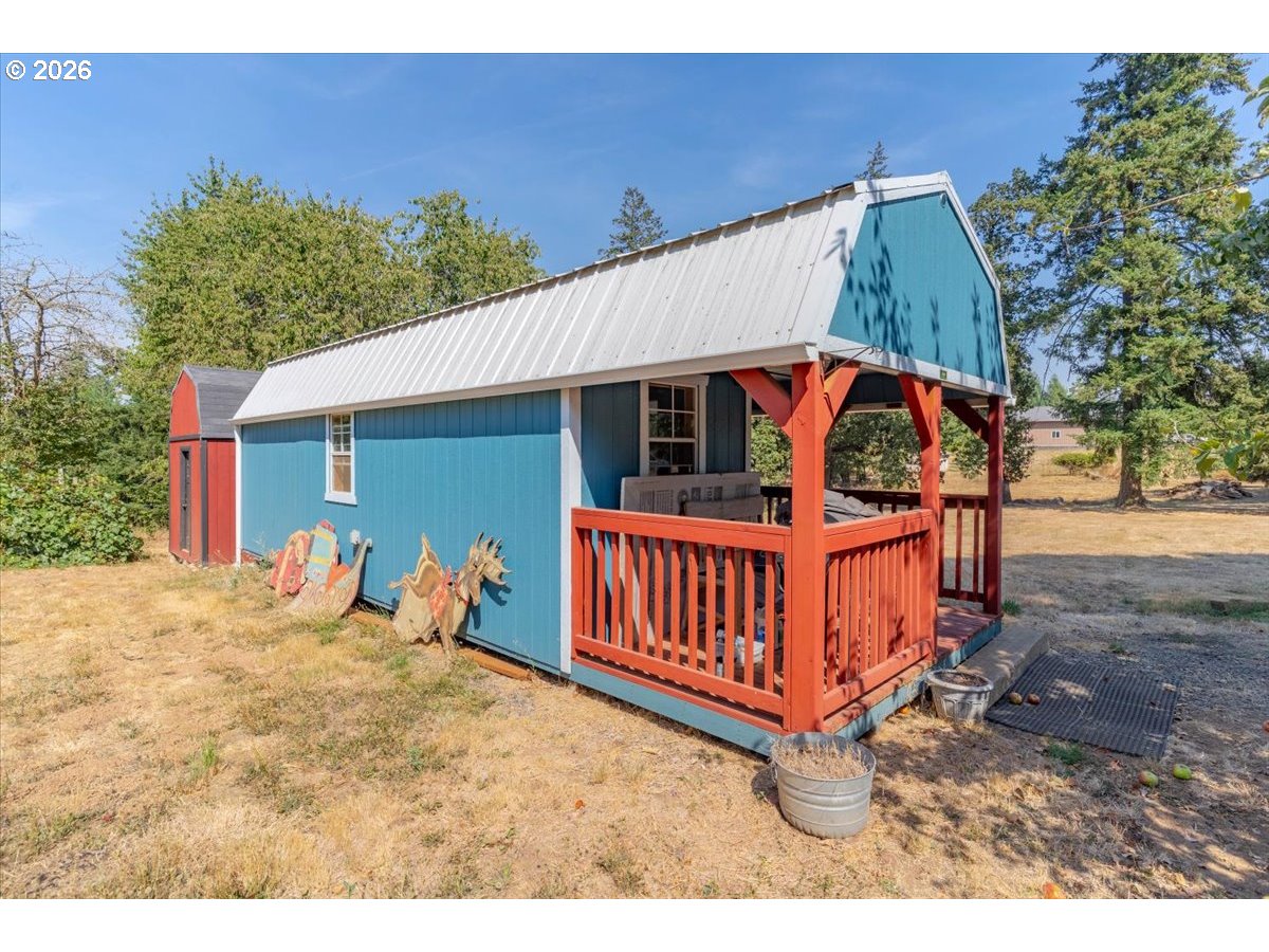 main property photo 42