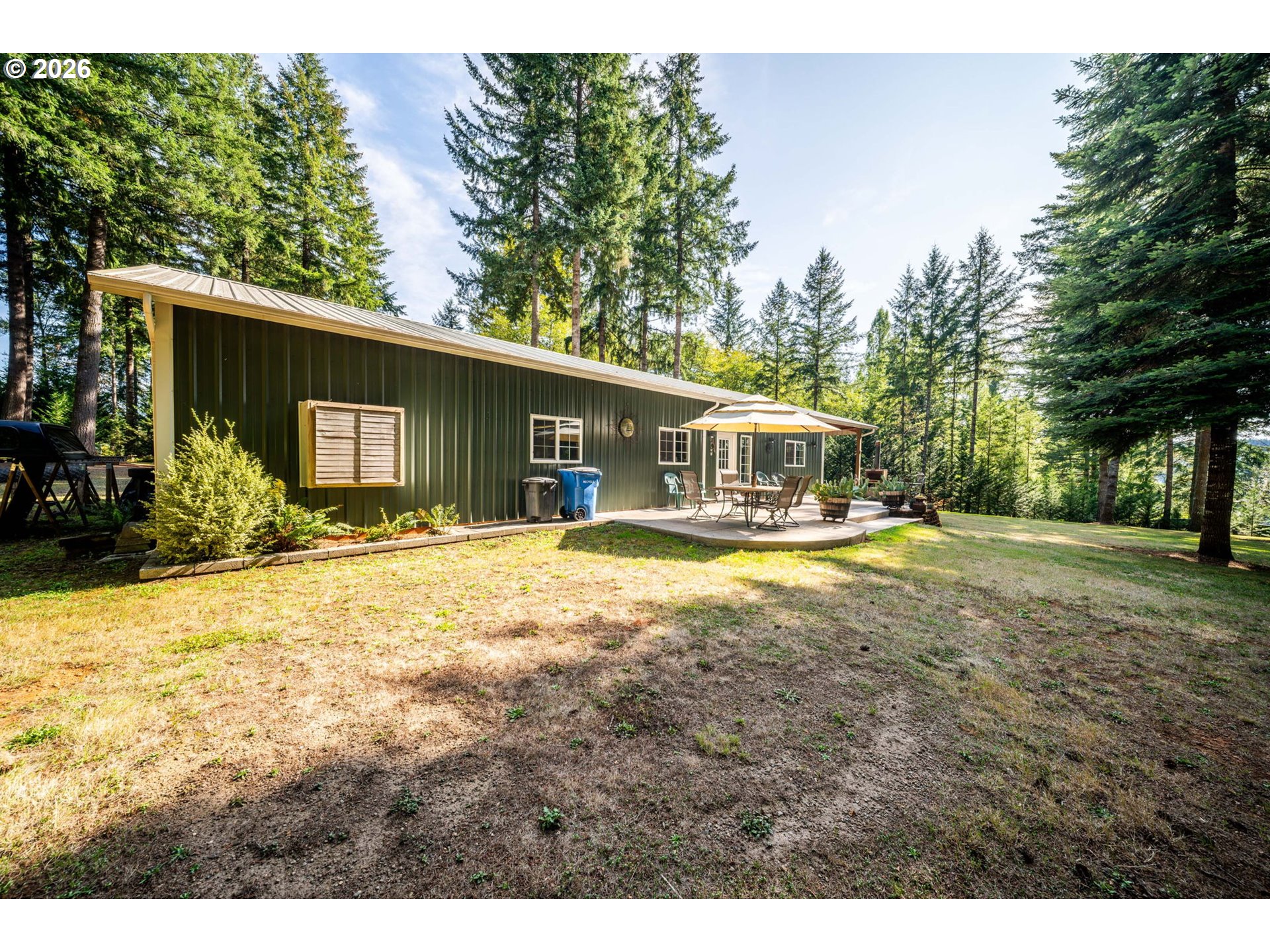 main property photo 12