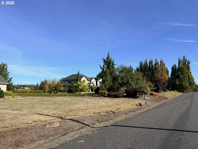 main property photo 13