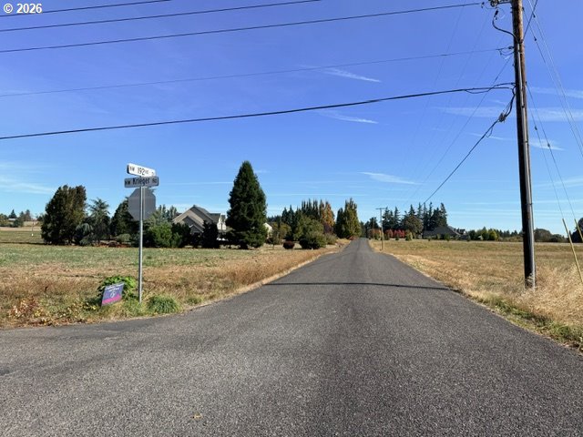 main property photo 18