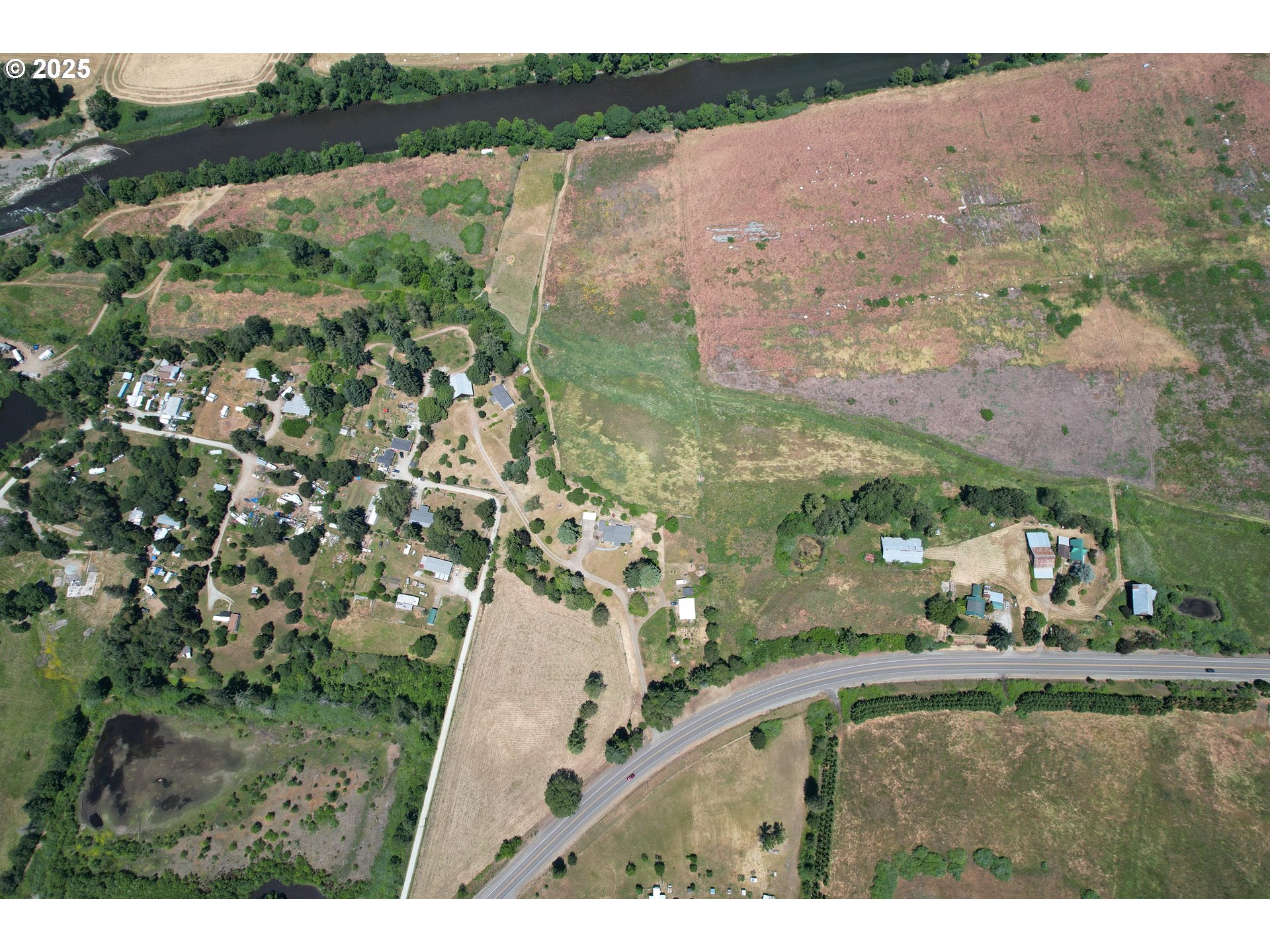 main property photo 46