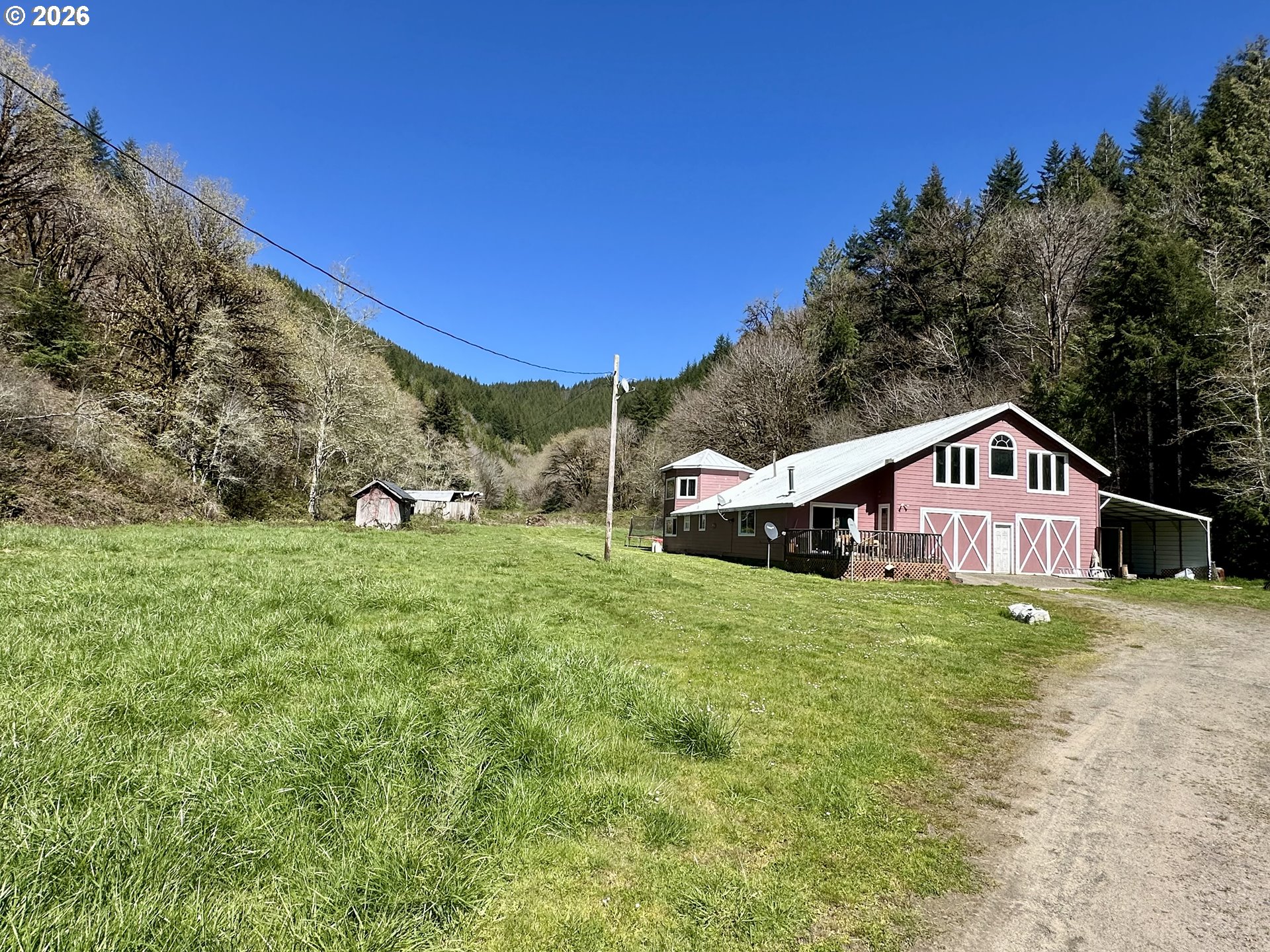 main property photo 39