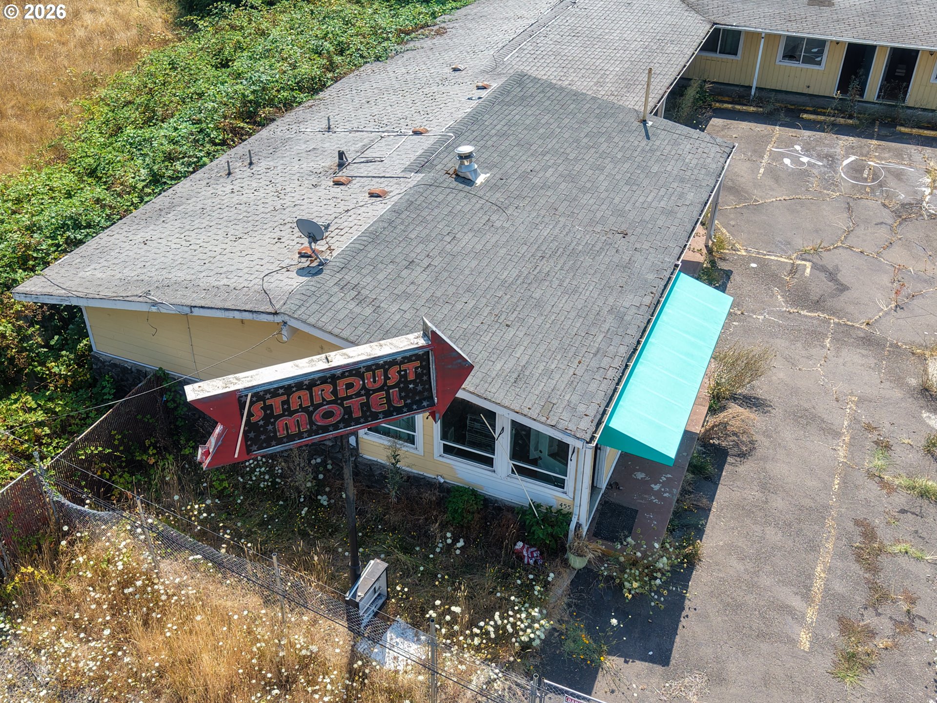 main property photo 15