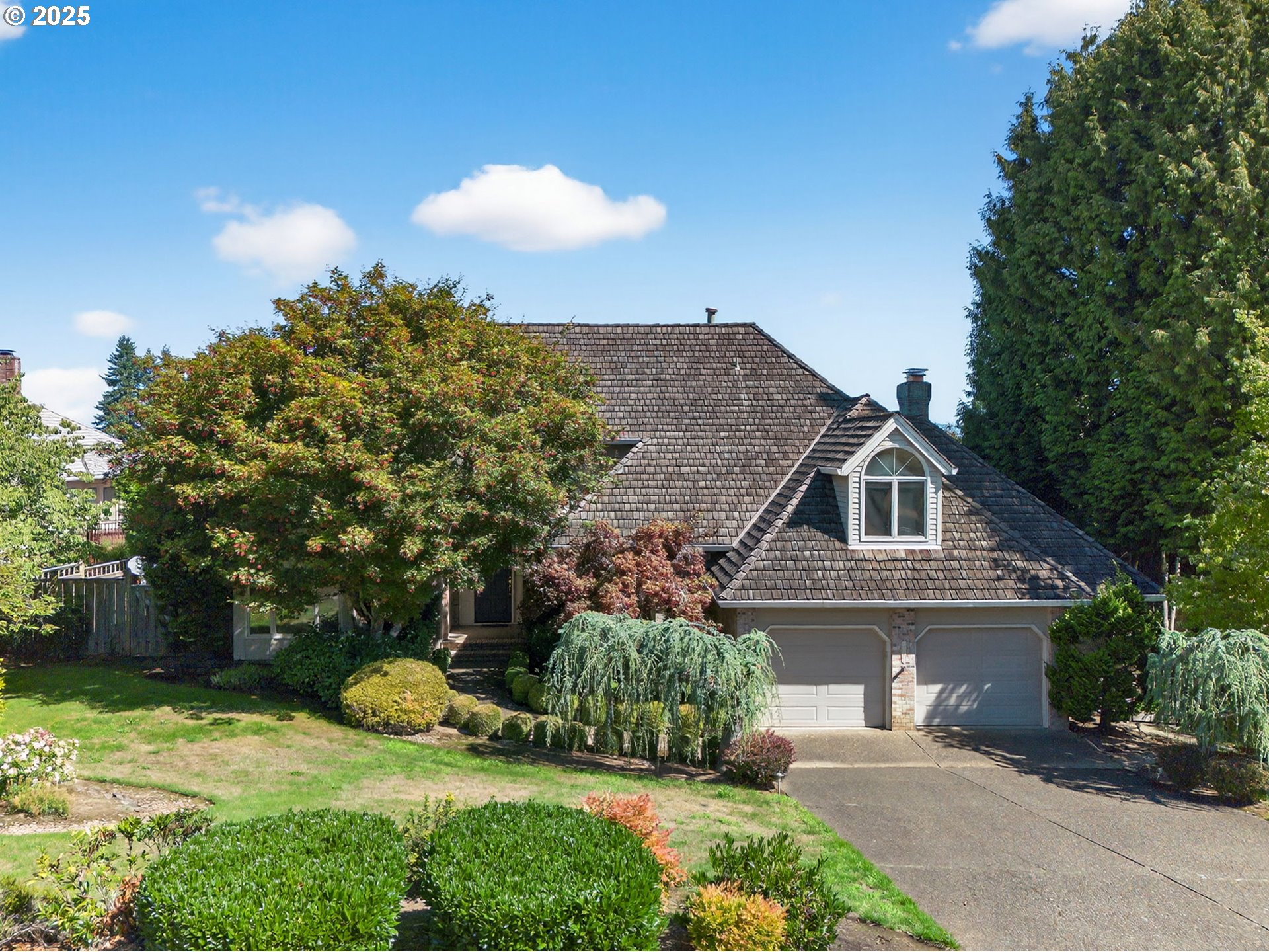 property viewer photo 1