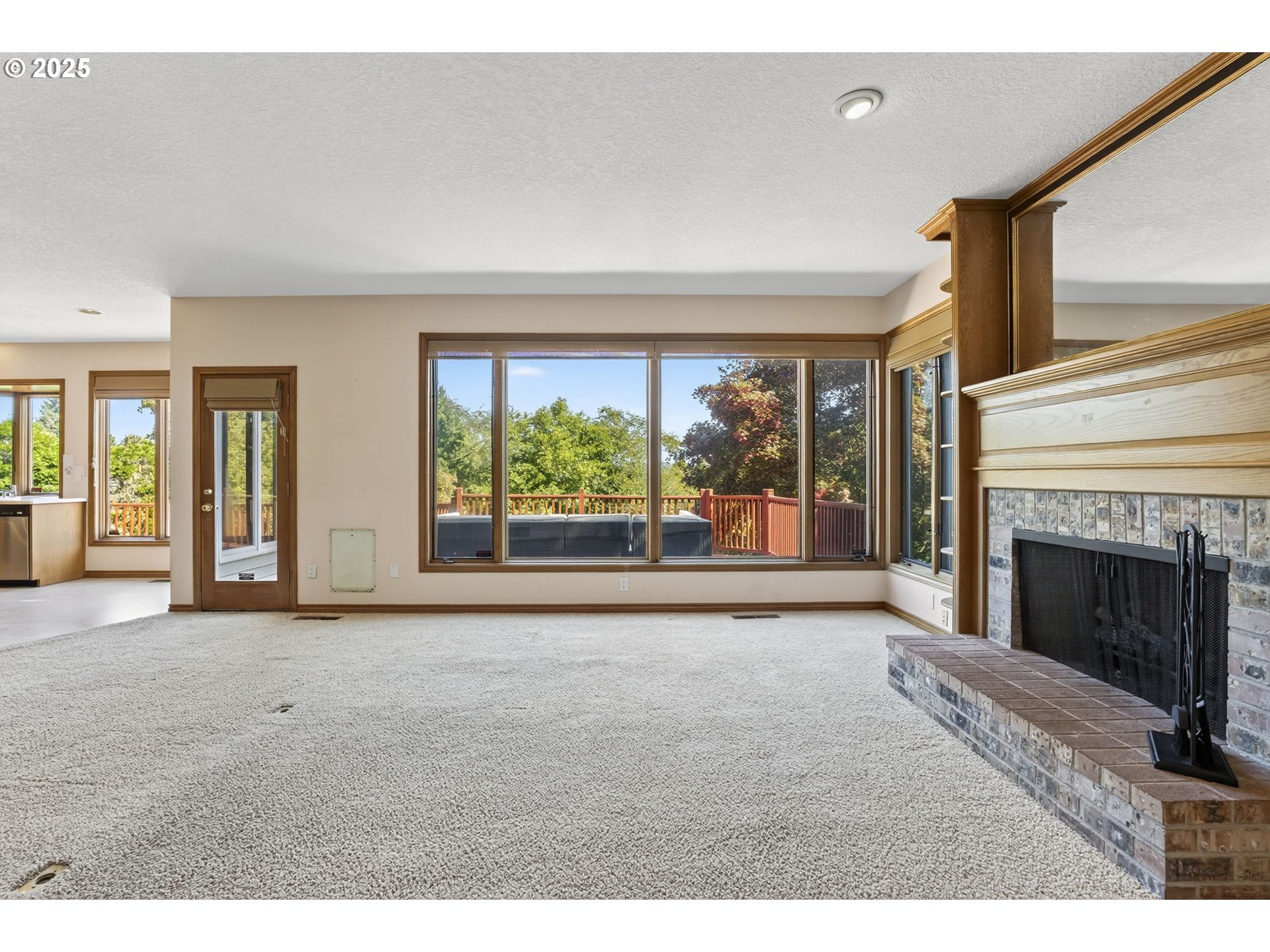 property viewer photo 21