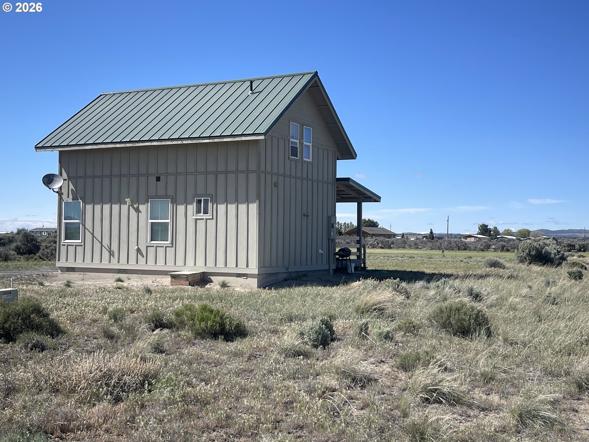 main property photo 16