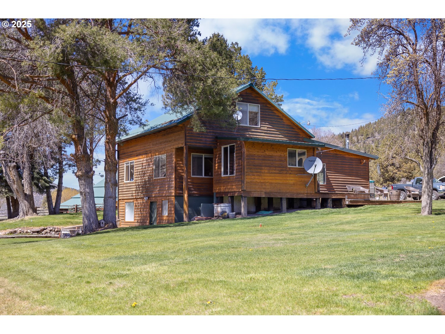 main property photo 16