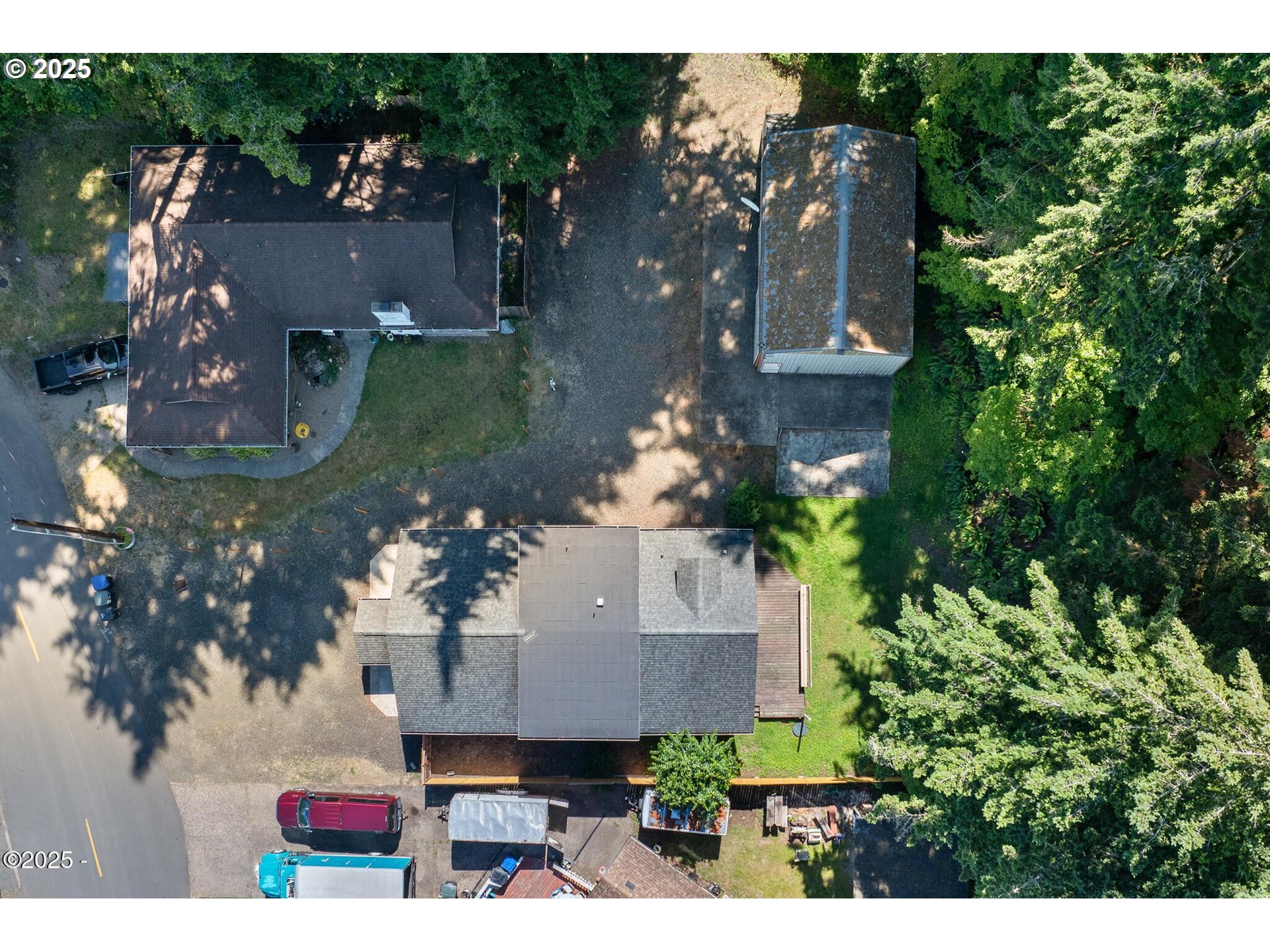 main property photo 41