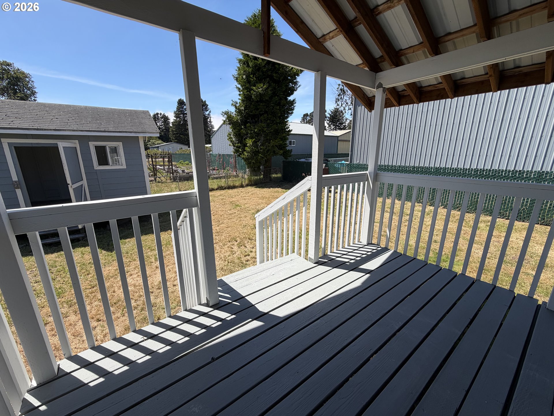 main property photo 18