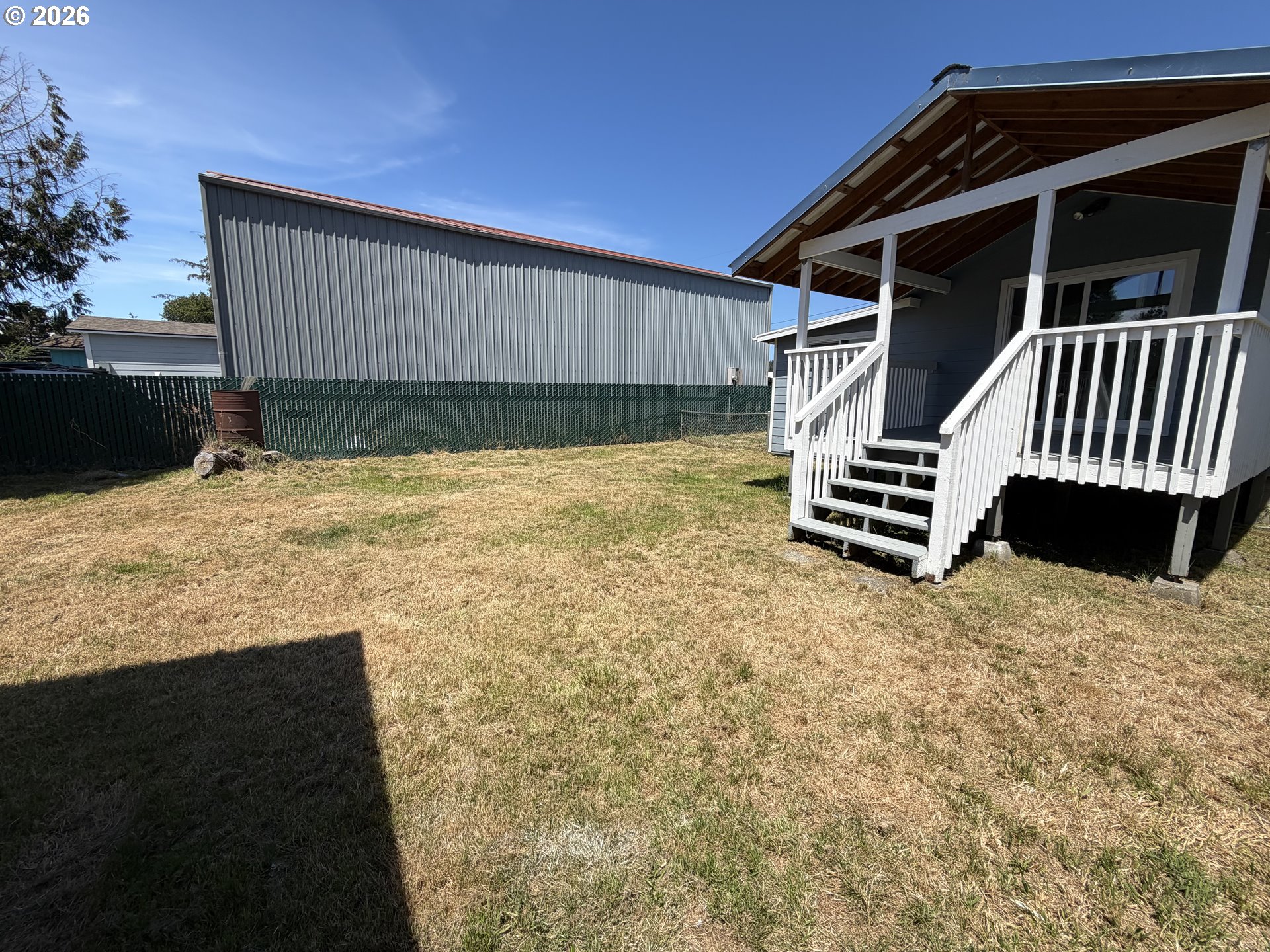 main property photo 22