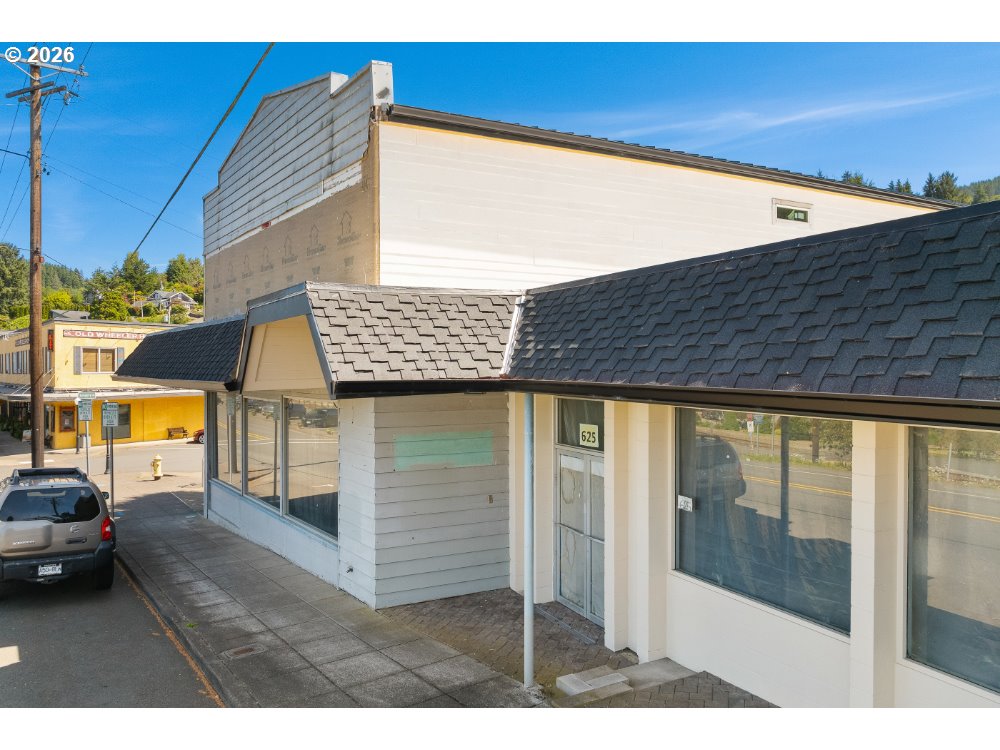main property photo 14