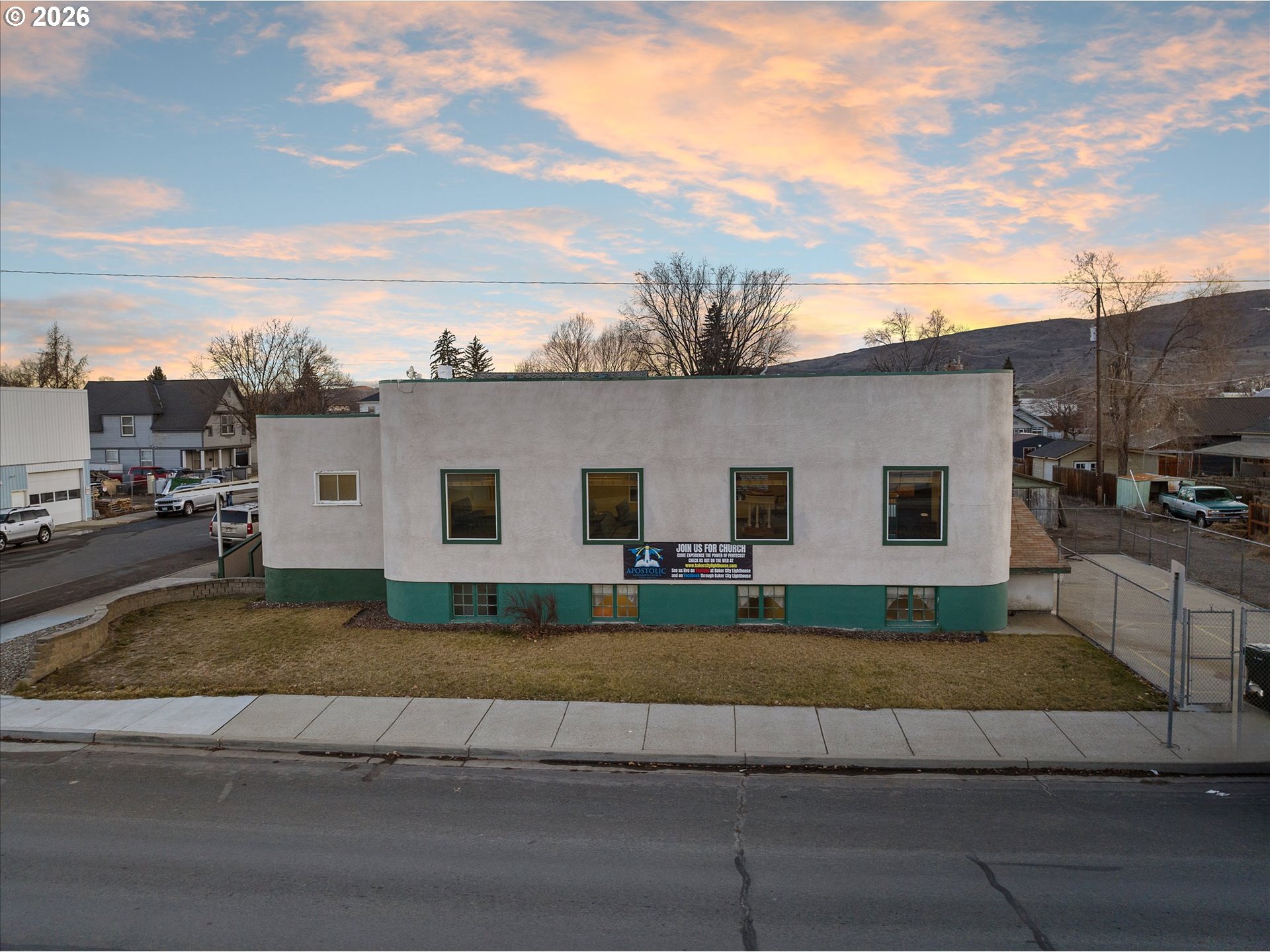 main property photo 2