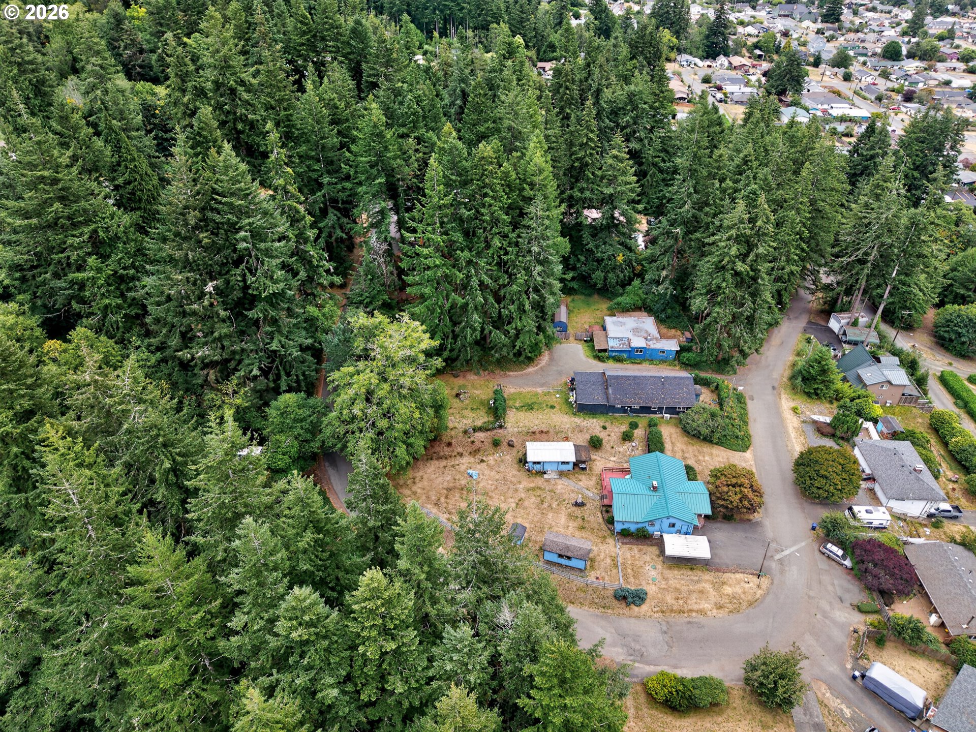 main property photo 37