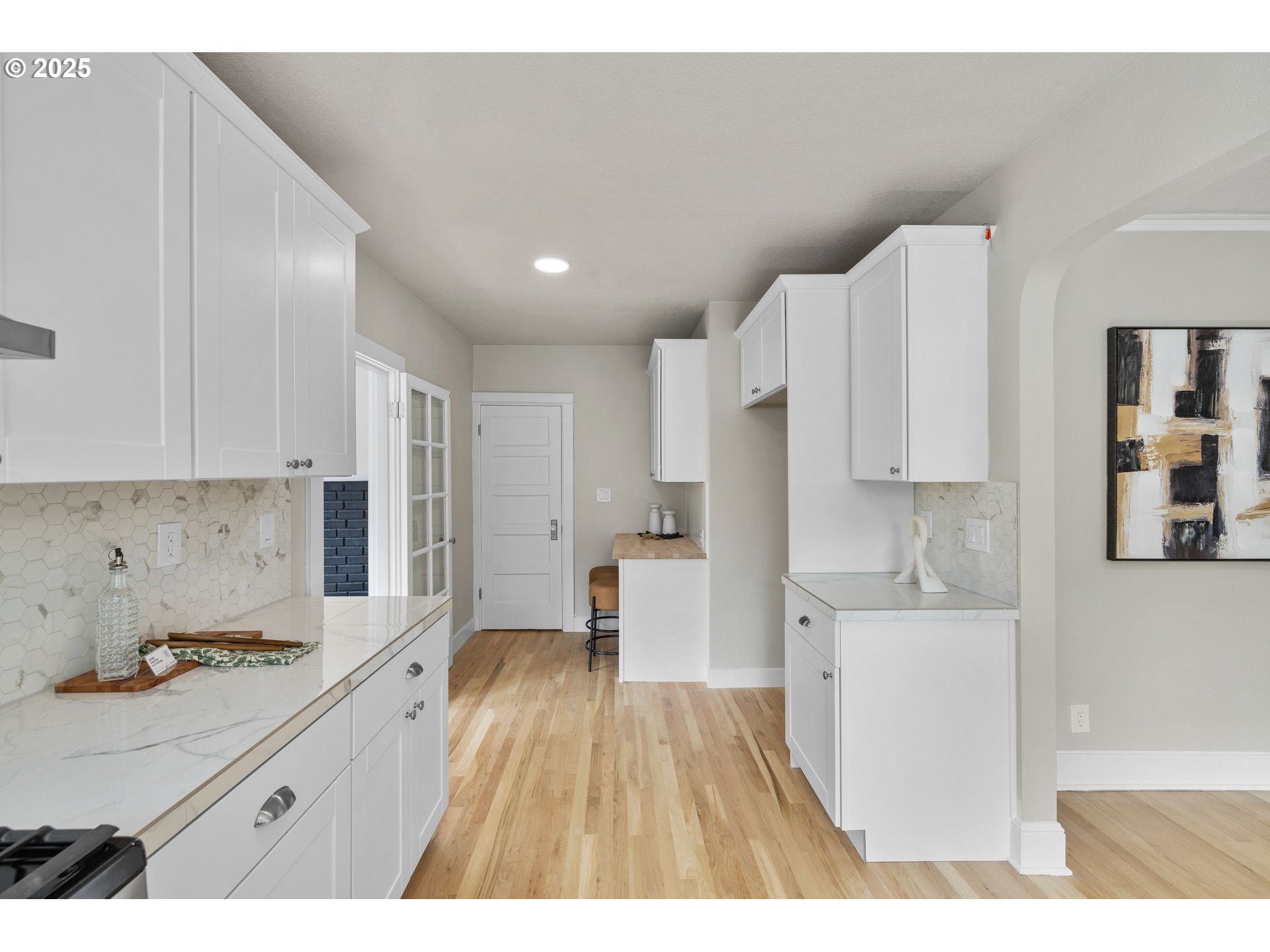 property viewer photo 12