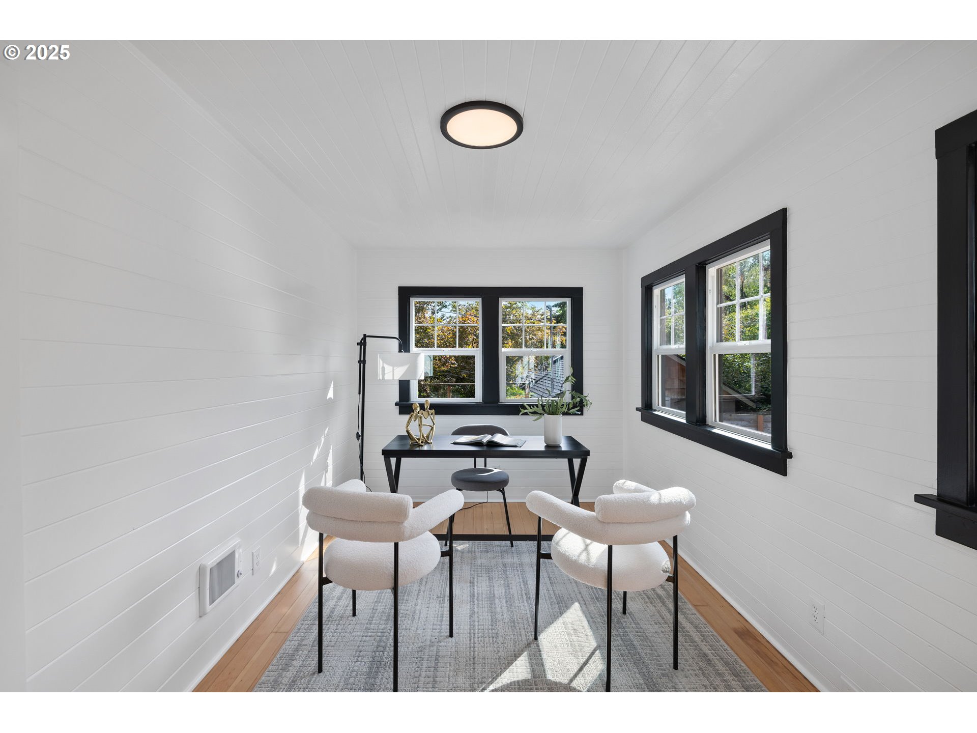 property viewer photo 13