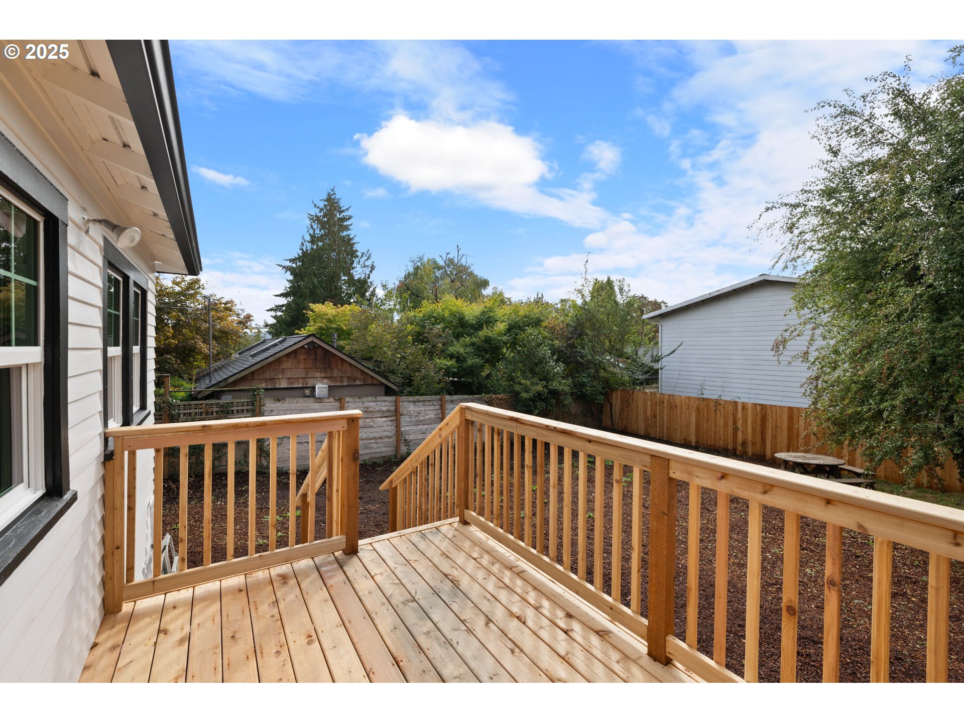 property viewer photo 27