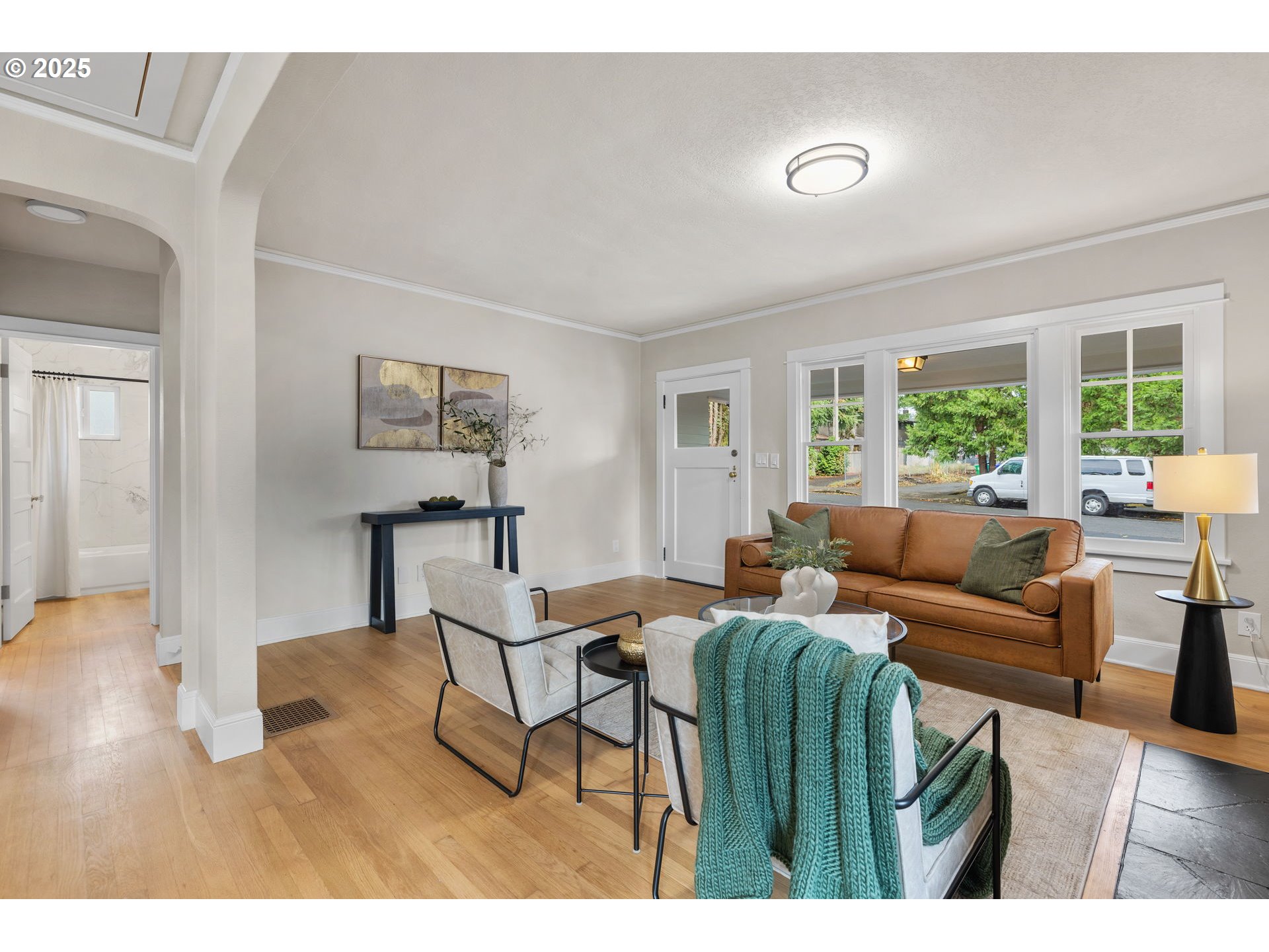 property viewer photo 36