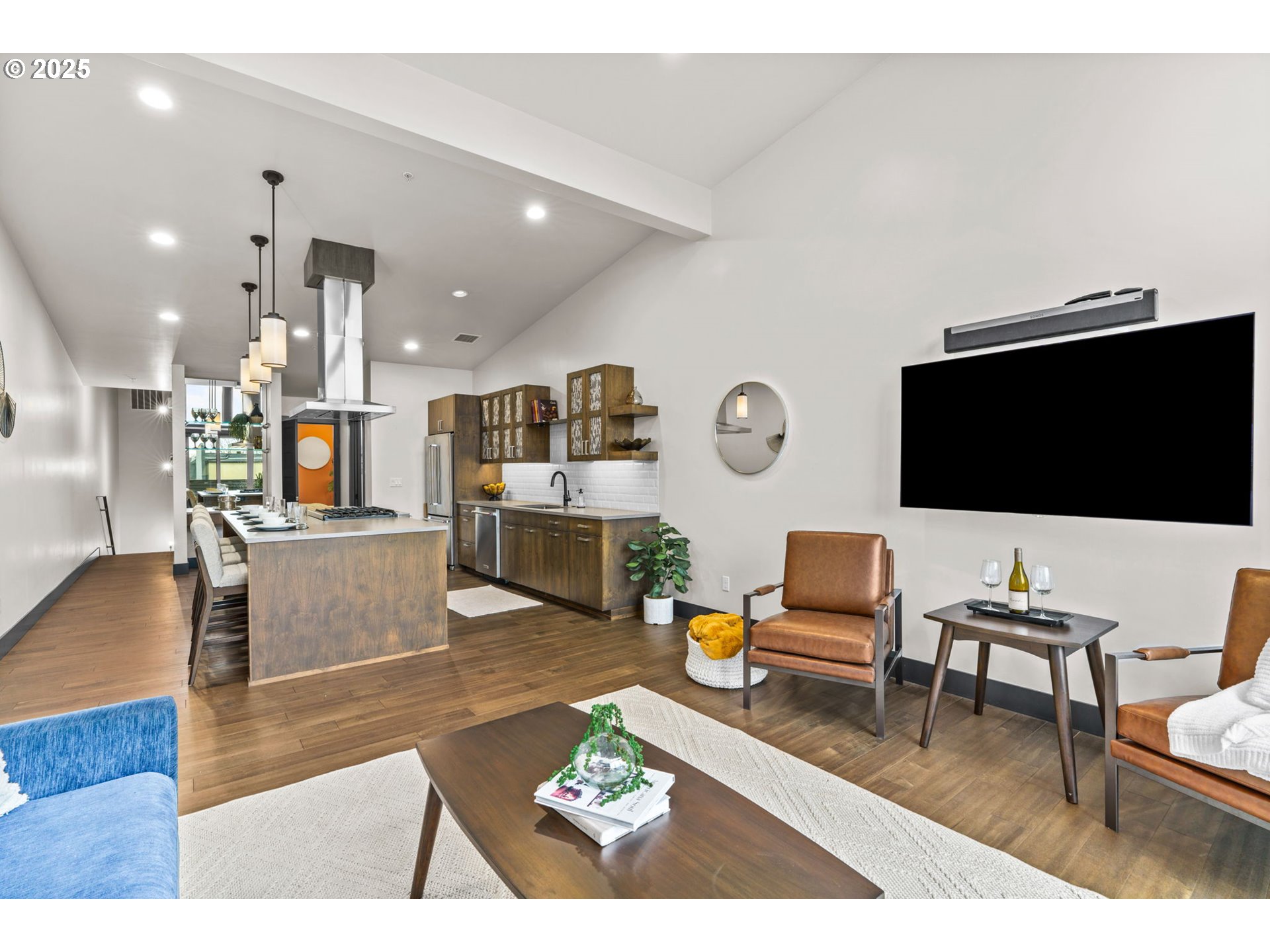 property viewer photo 22