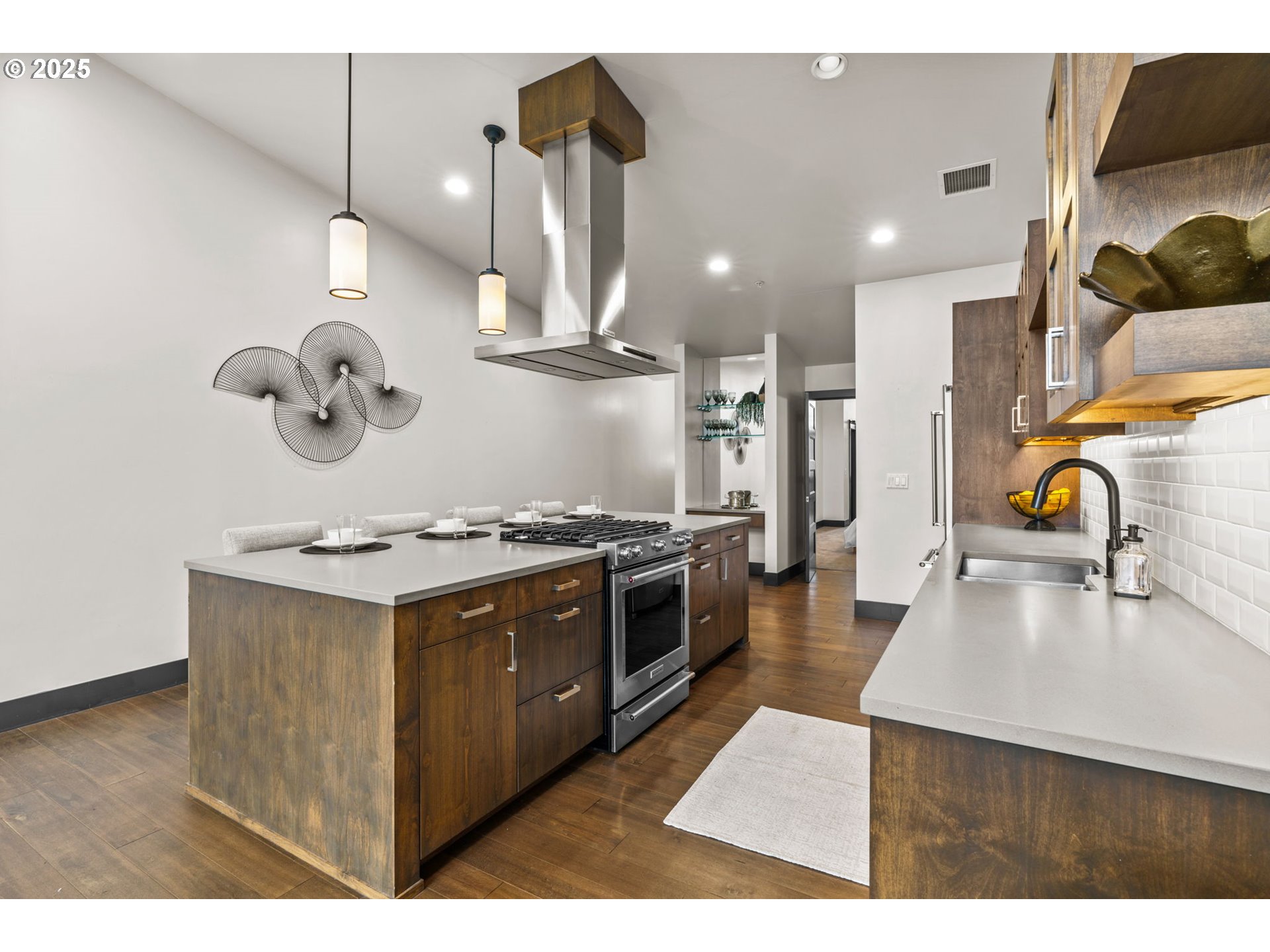 property viewer photo 24
