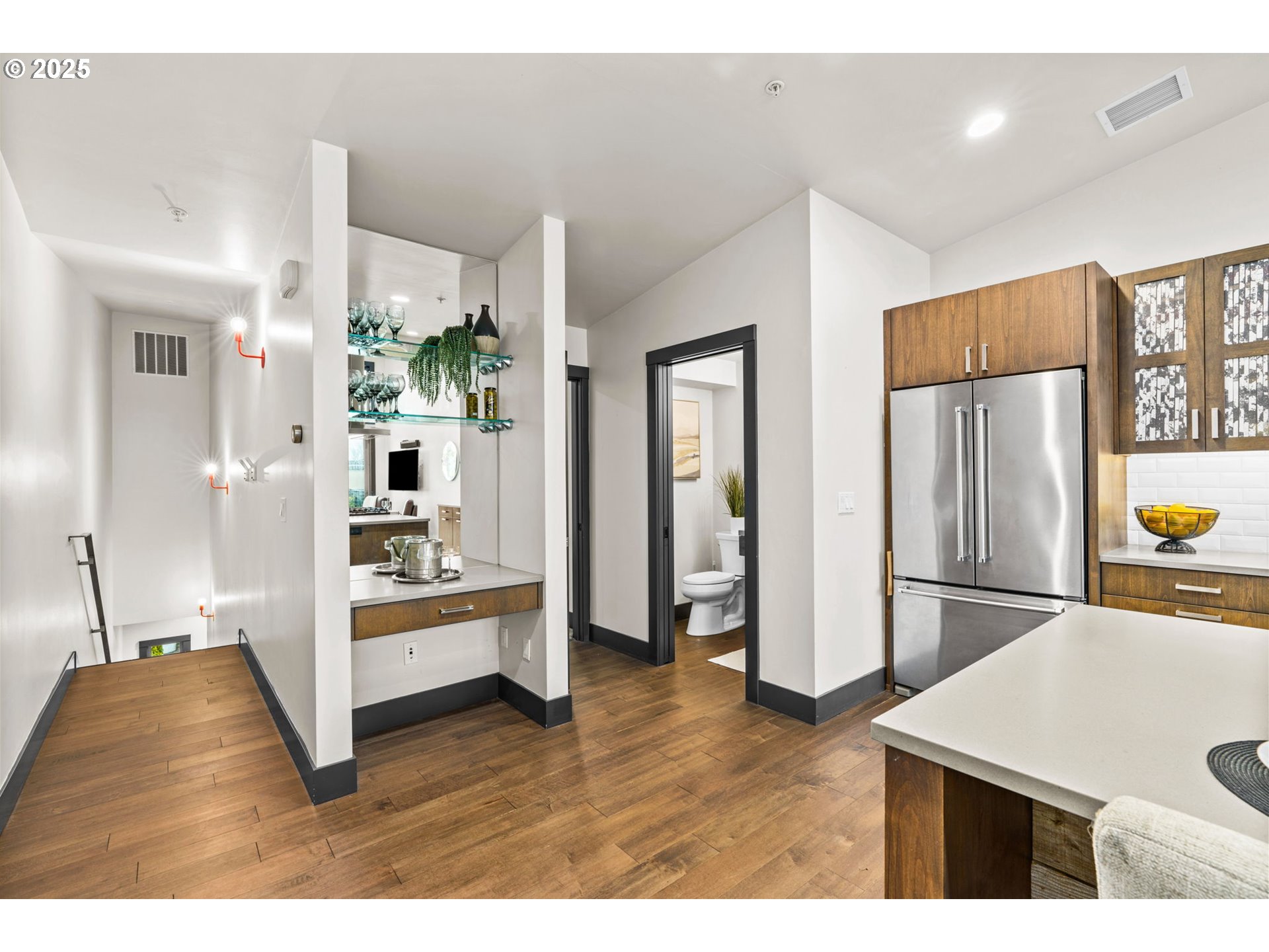 property viewer photo 27