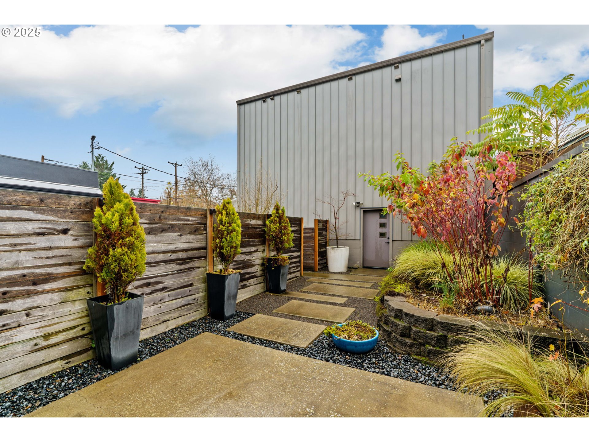 property viewer photo 4