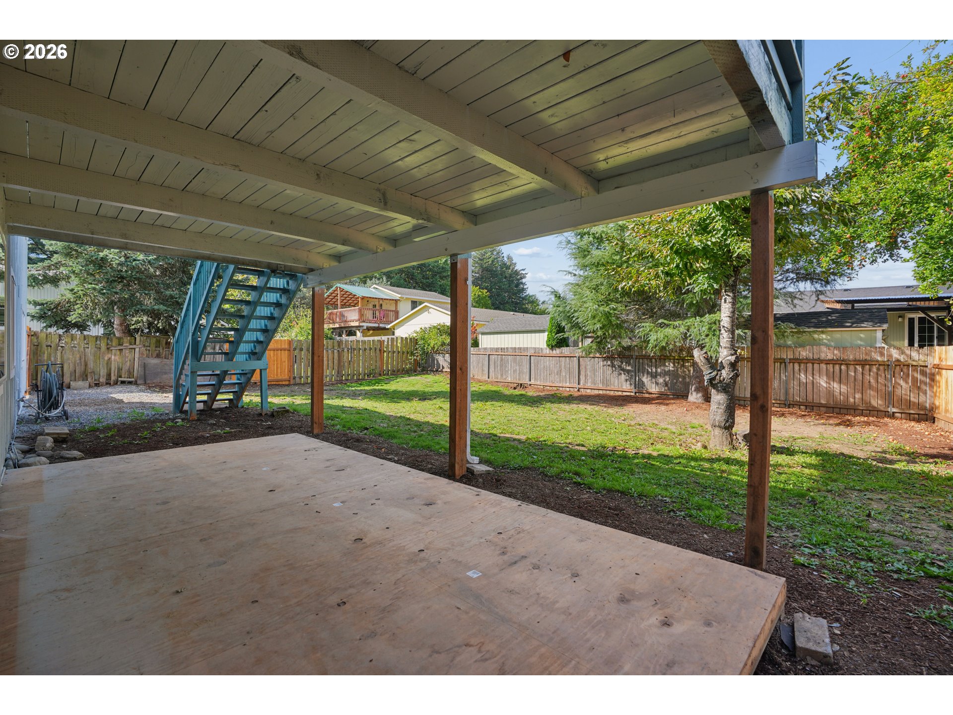 main property photo 33