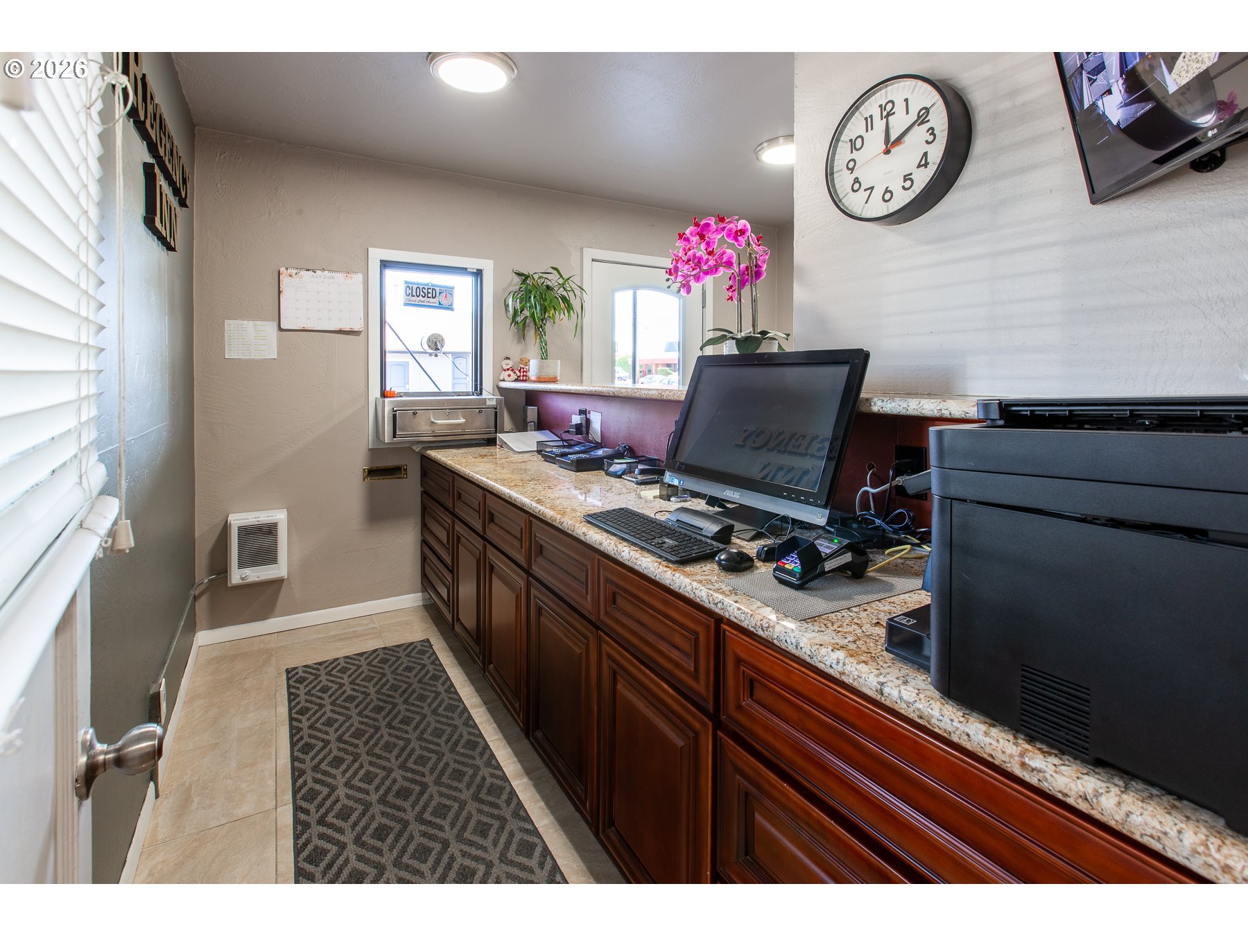 main property photo 31