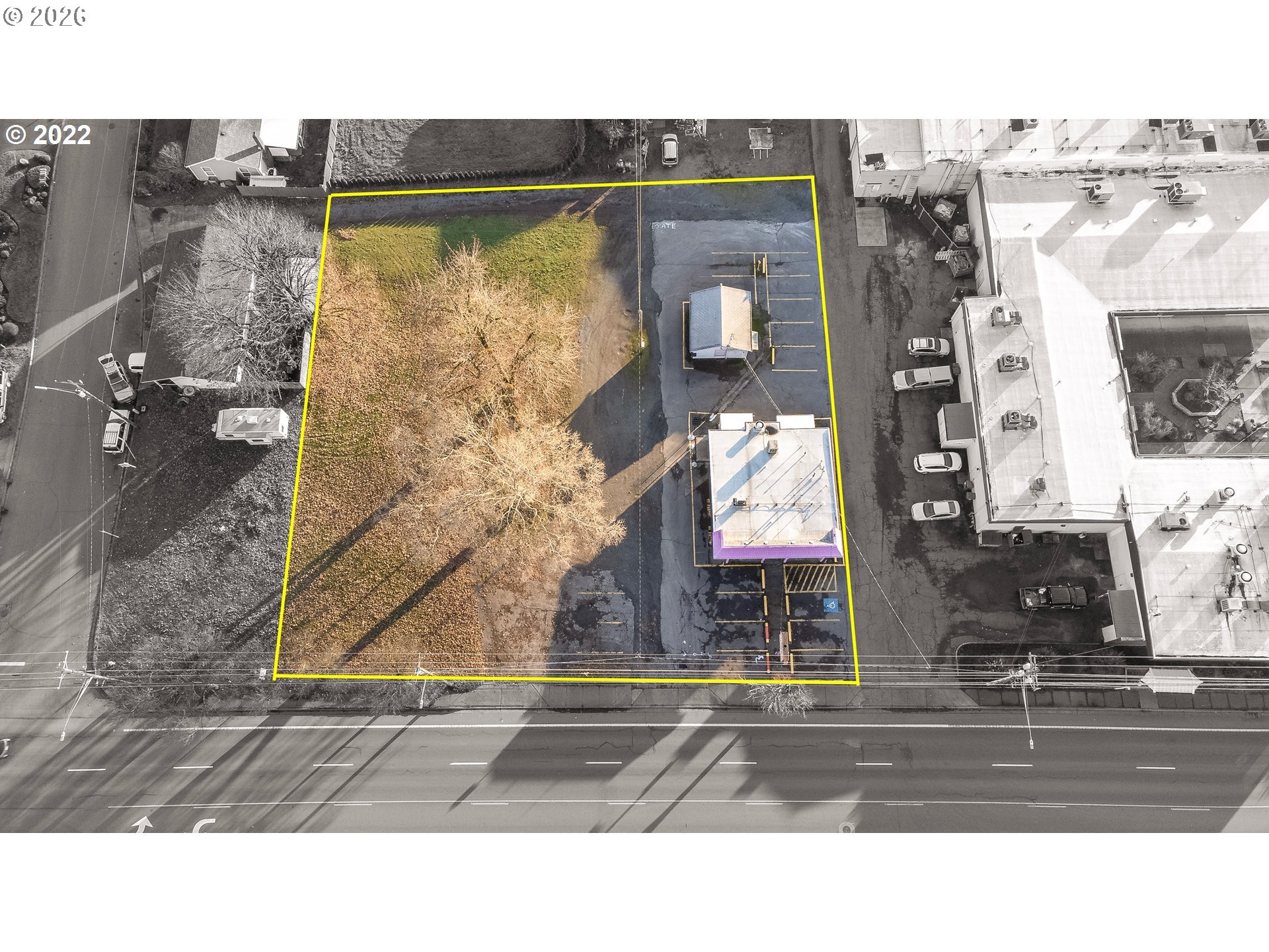 main property photo 28