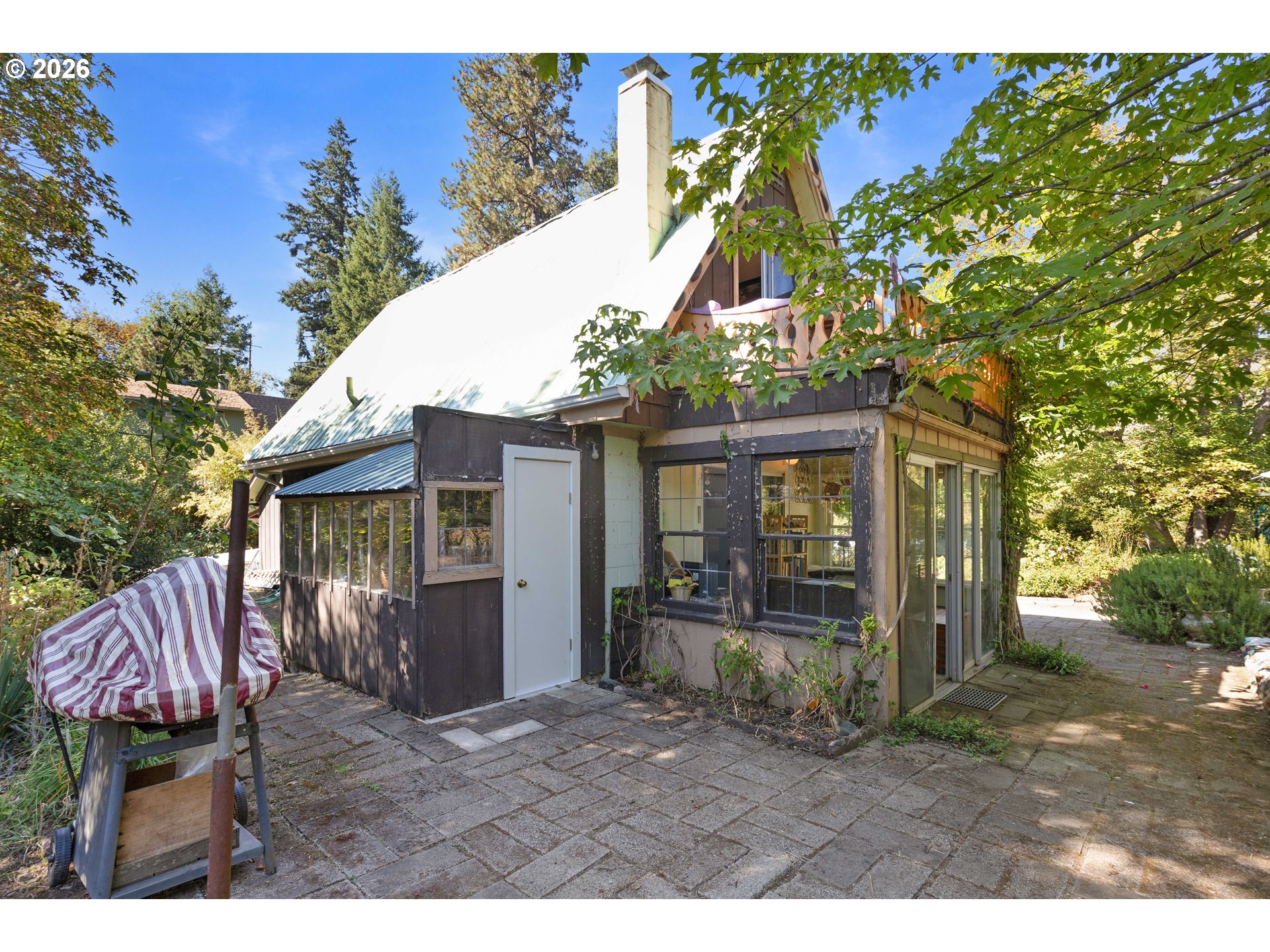 main property photo 41