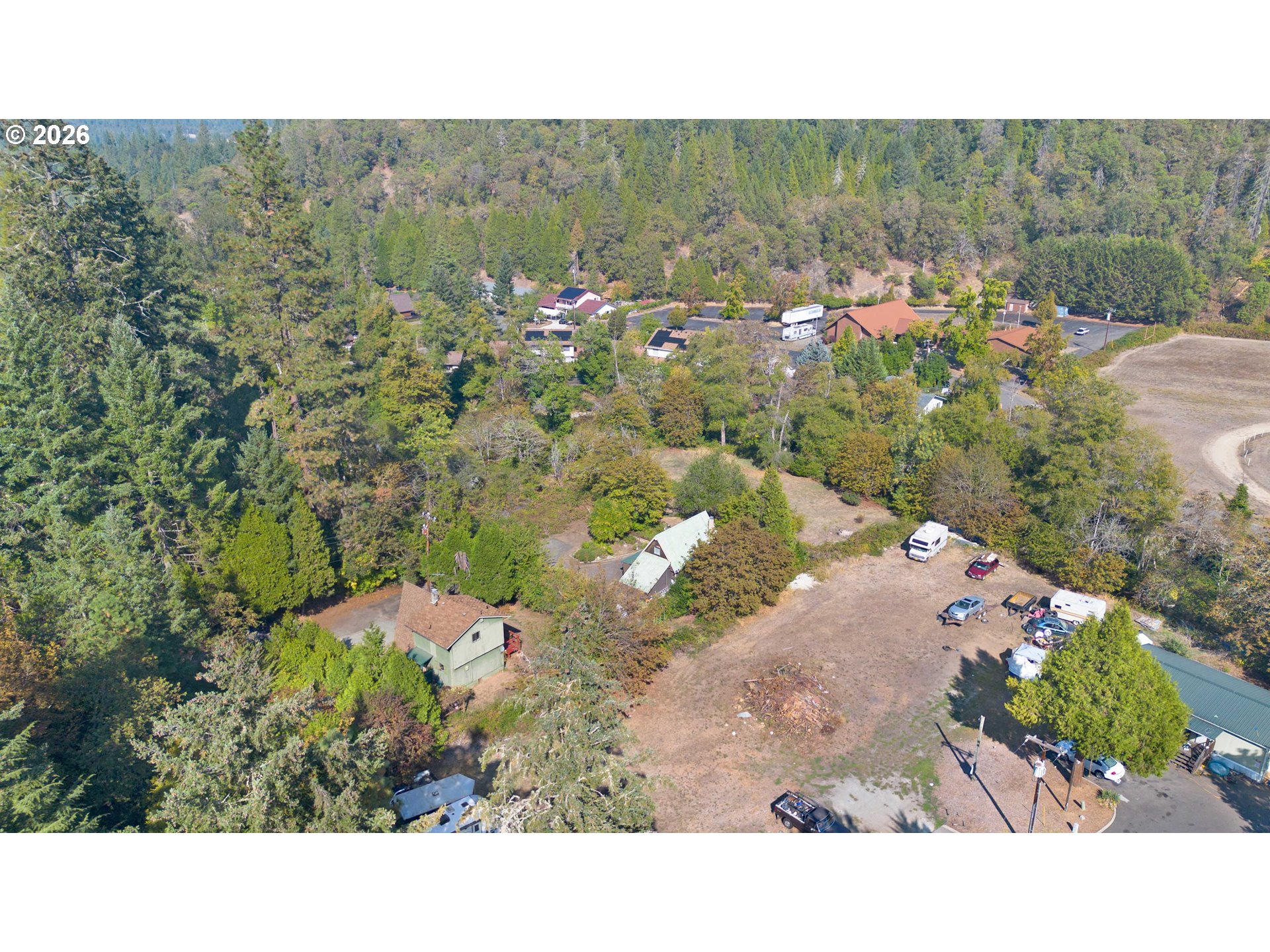main property photo 45
