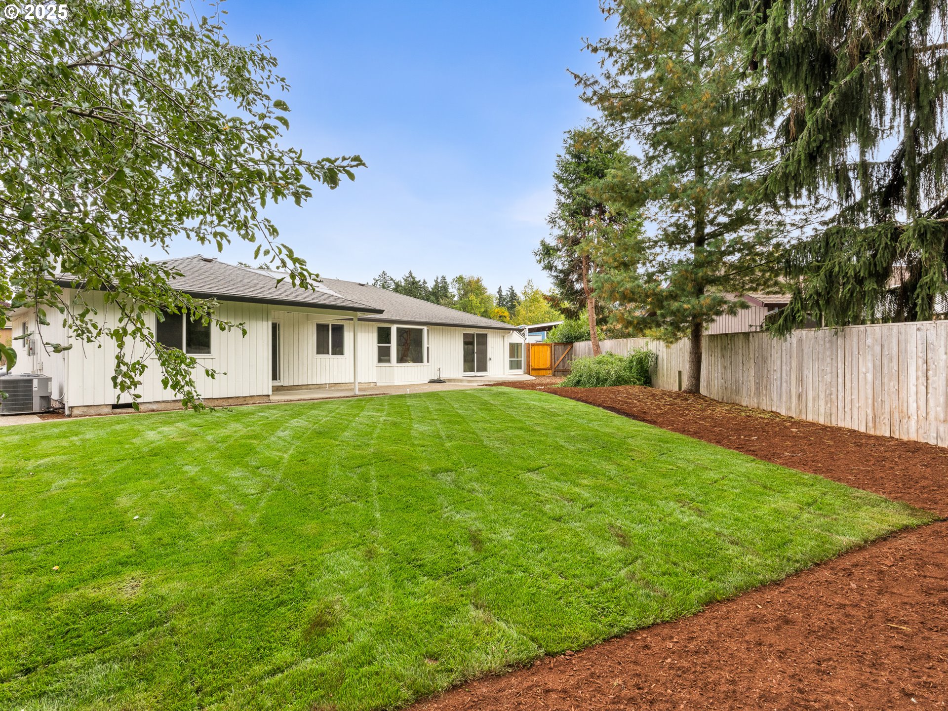 property viewer photo 22