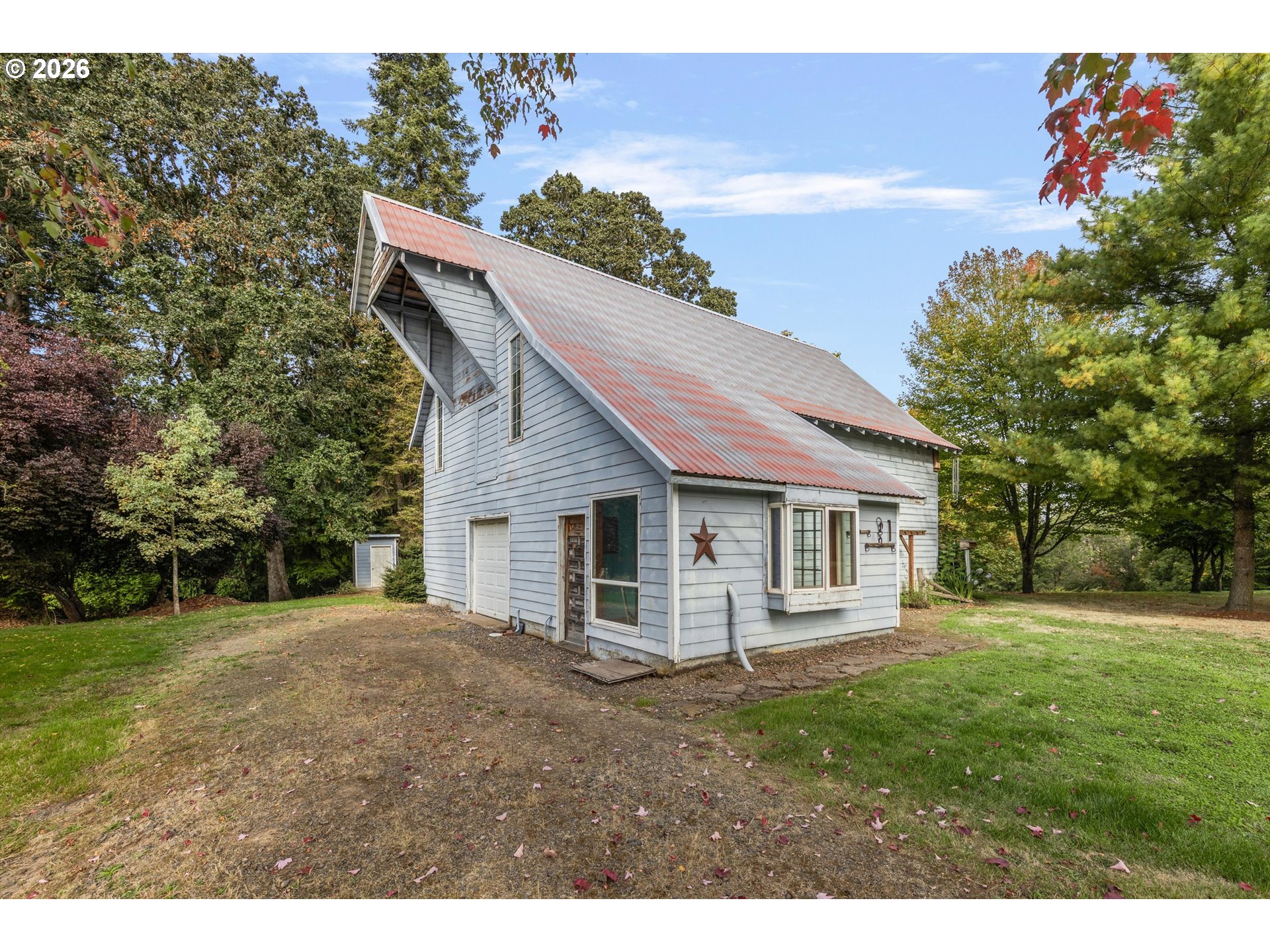 main property photo 12