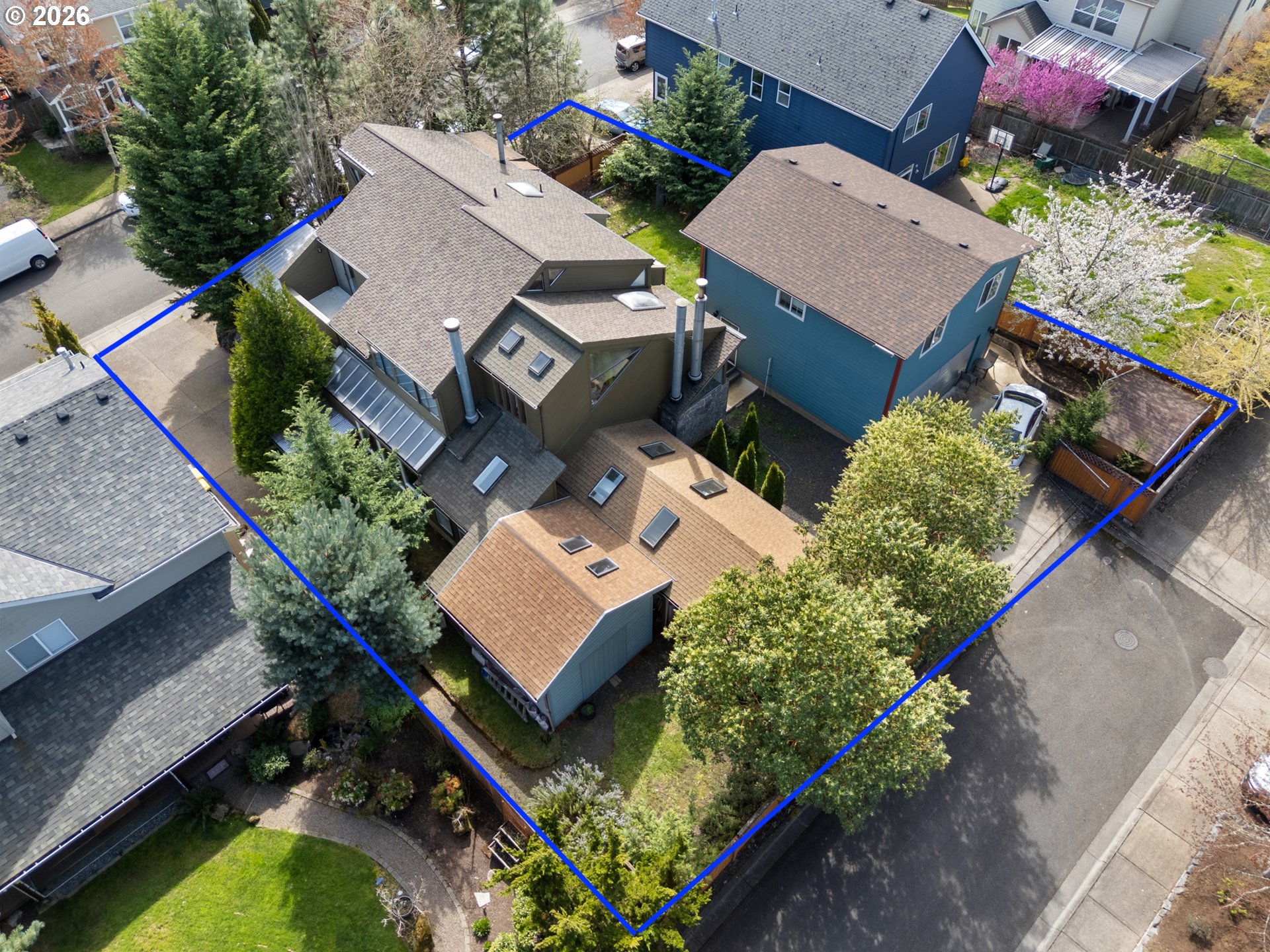 main property photo 24