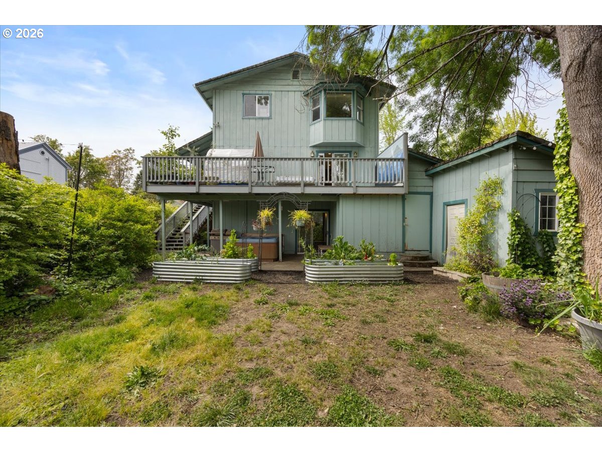 main property photo 27