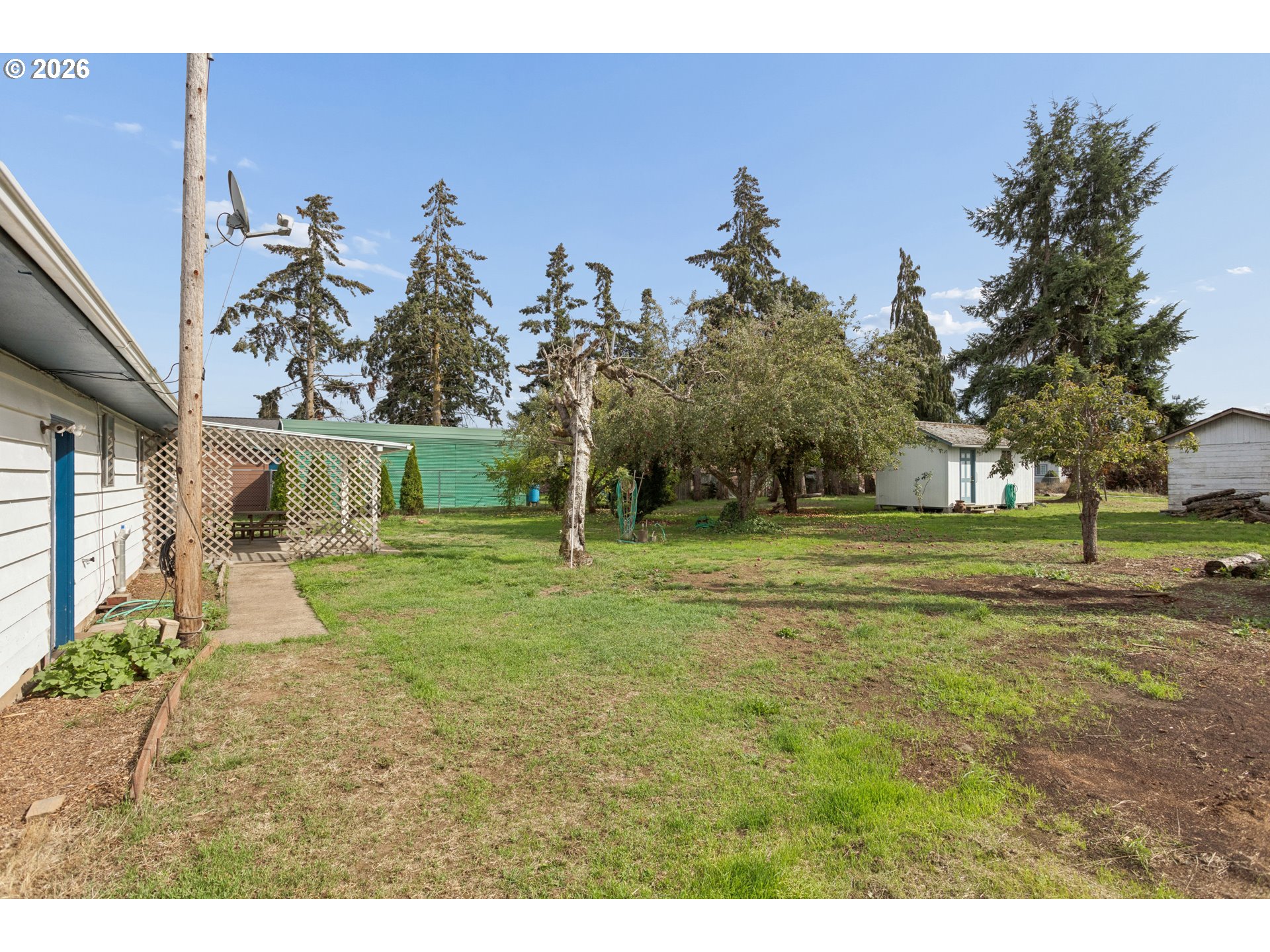 main property photo 41
