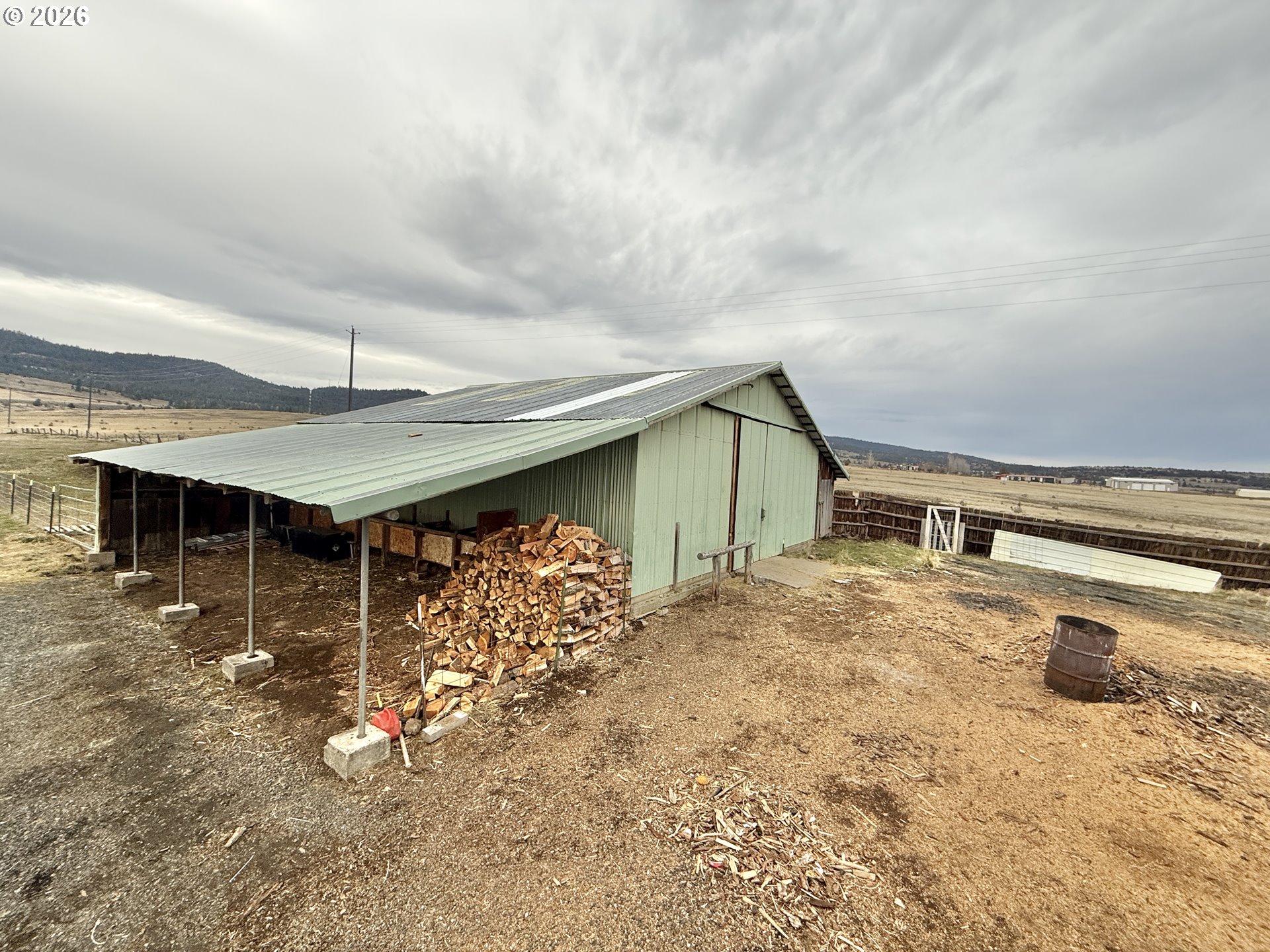 main property photo 41
