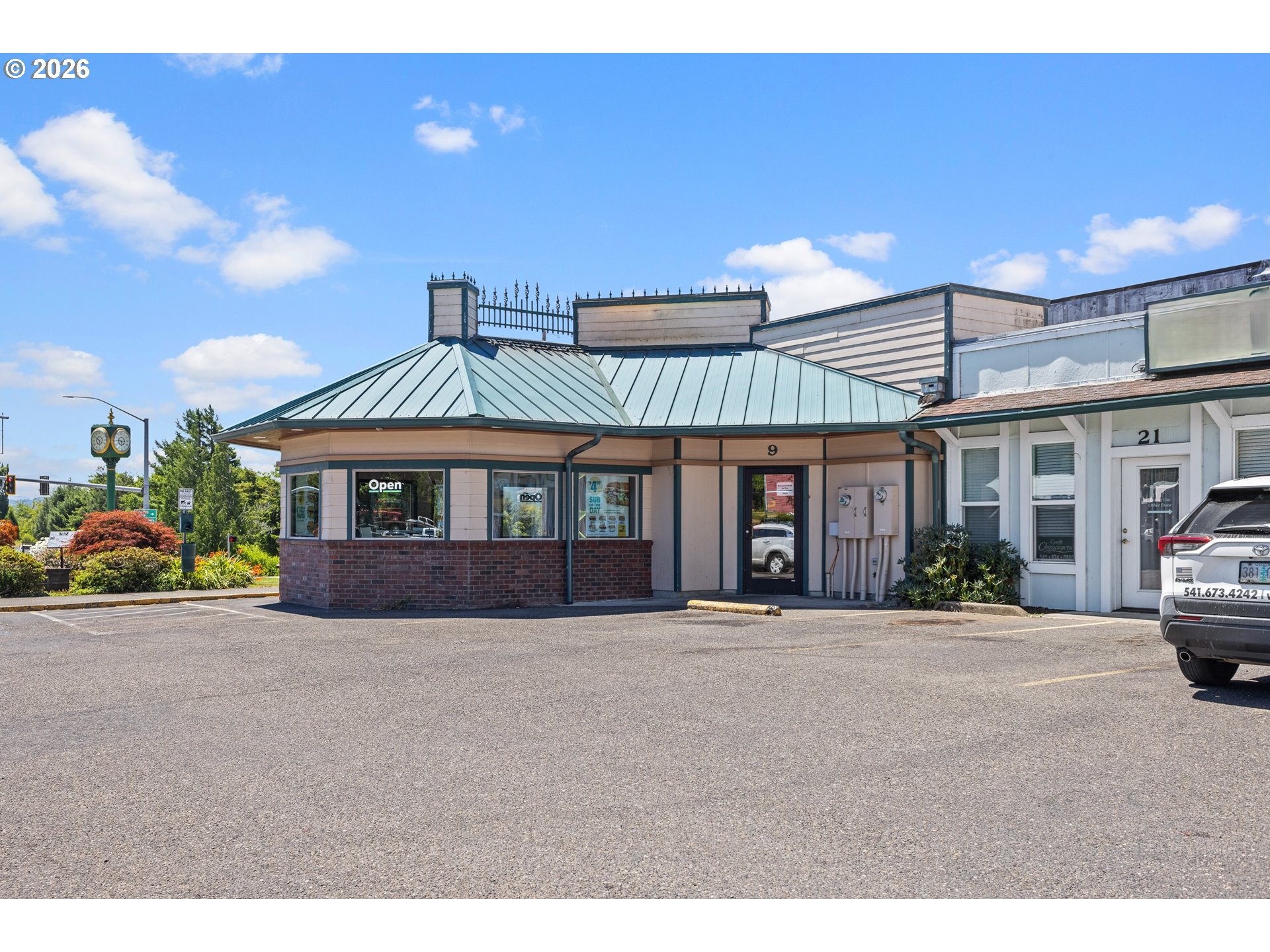 main property photo 25