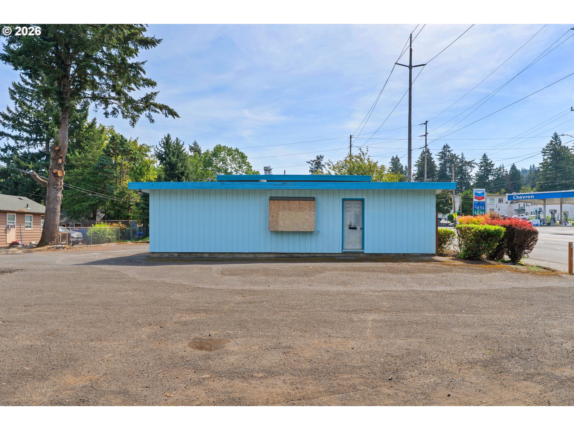 main property photo 14
