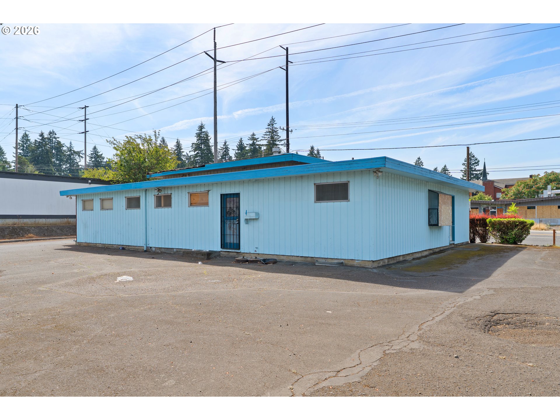 main property photo 15